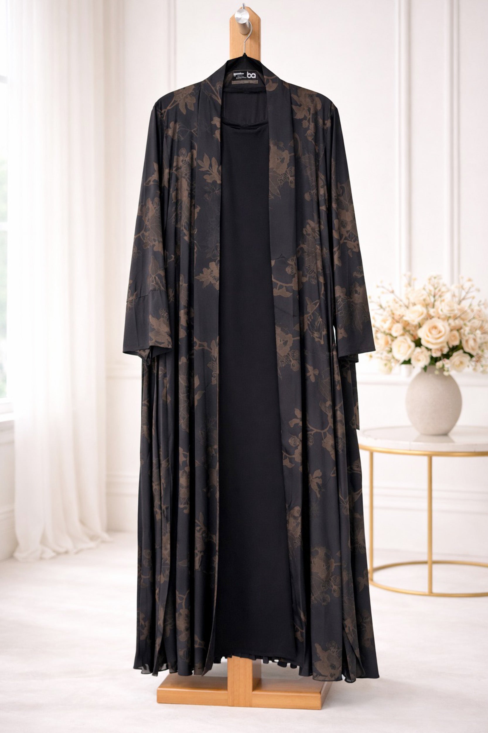 BE LUXURY ABAYA 100