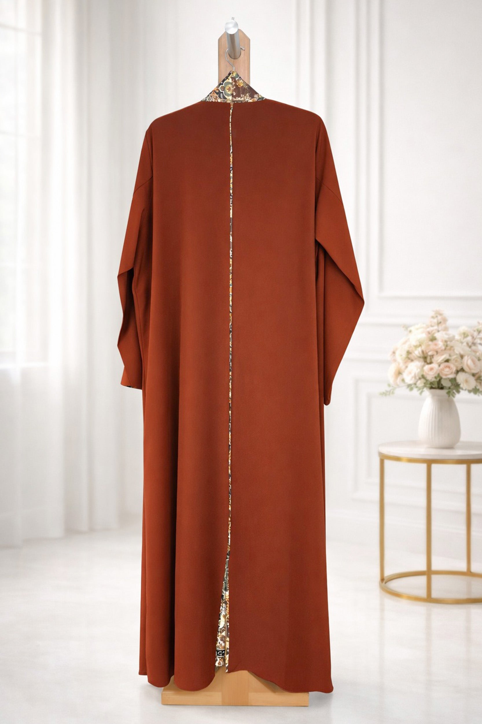 BE LUXURY ABAYA 0114