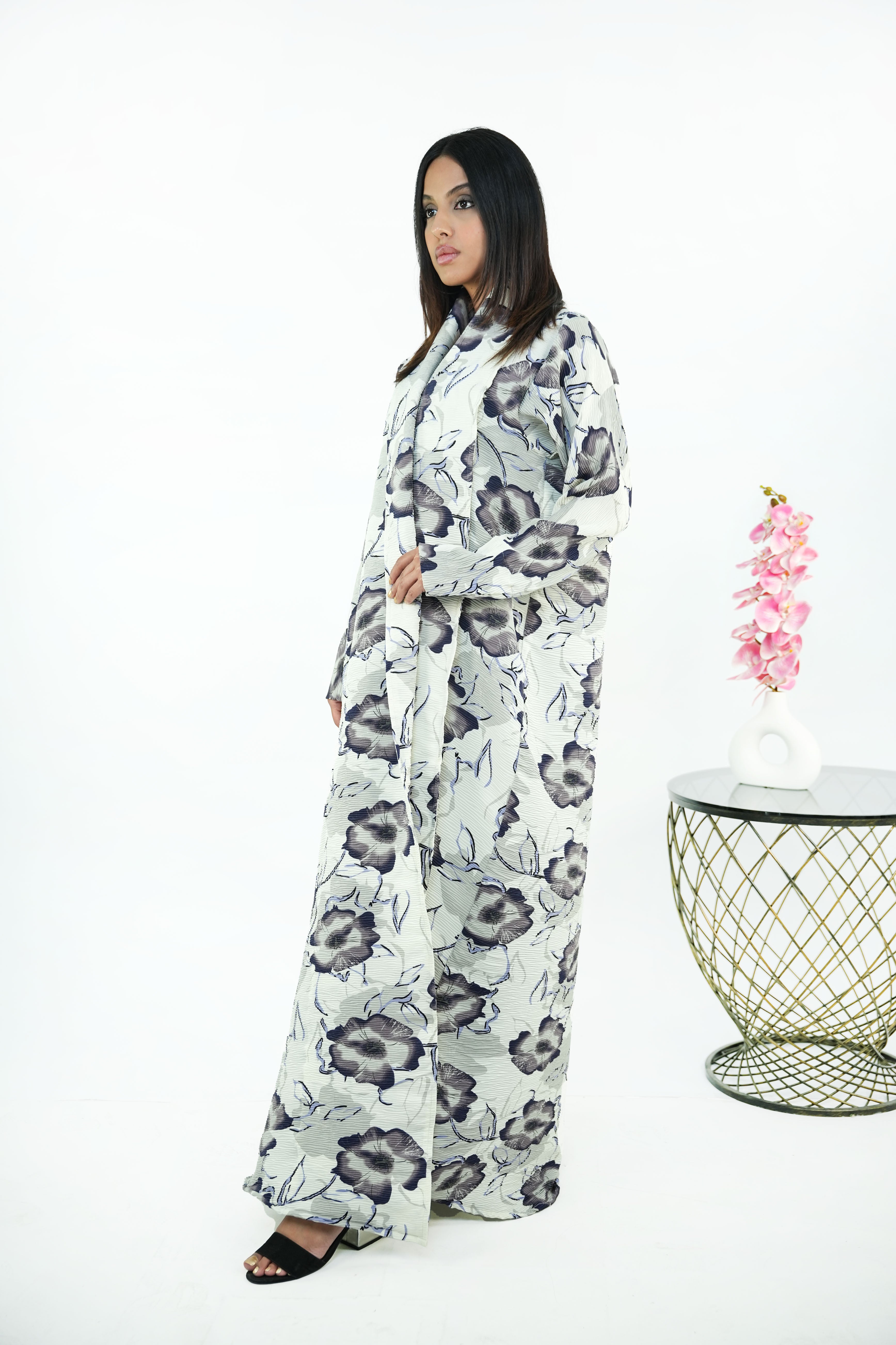 BE LUXURY ABAYA 0203