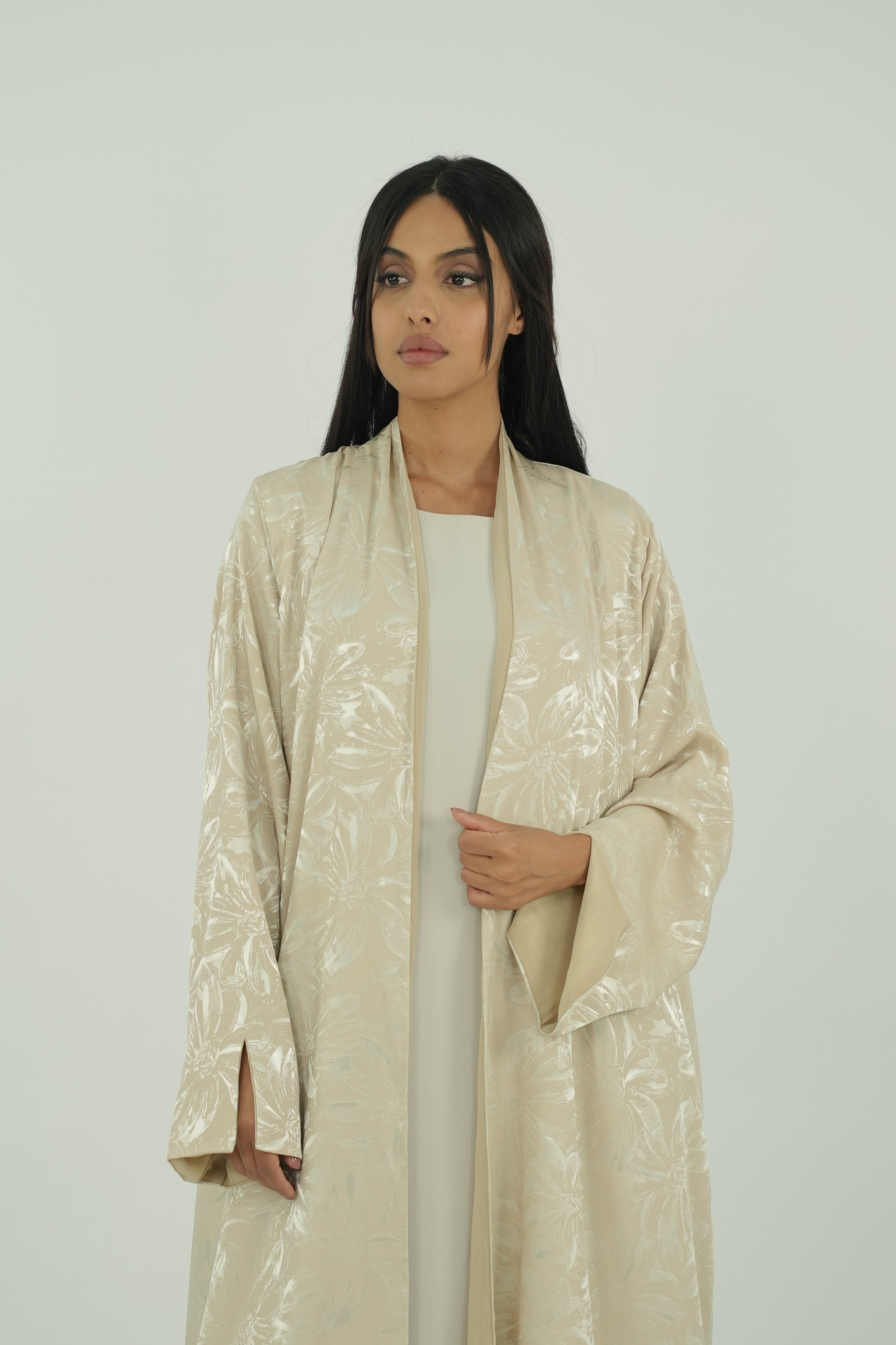 BE Luxury Abaya 106
