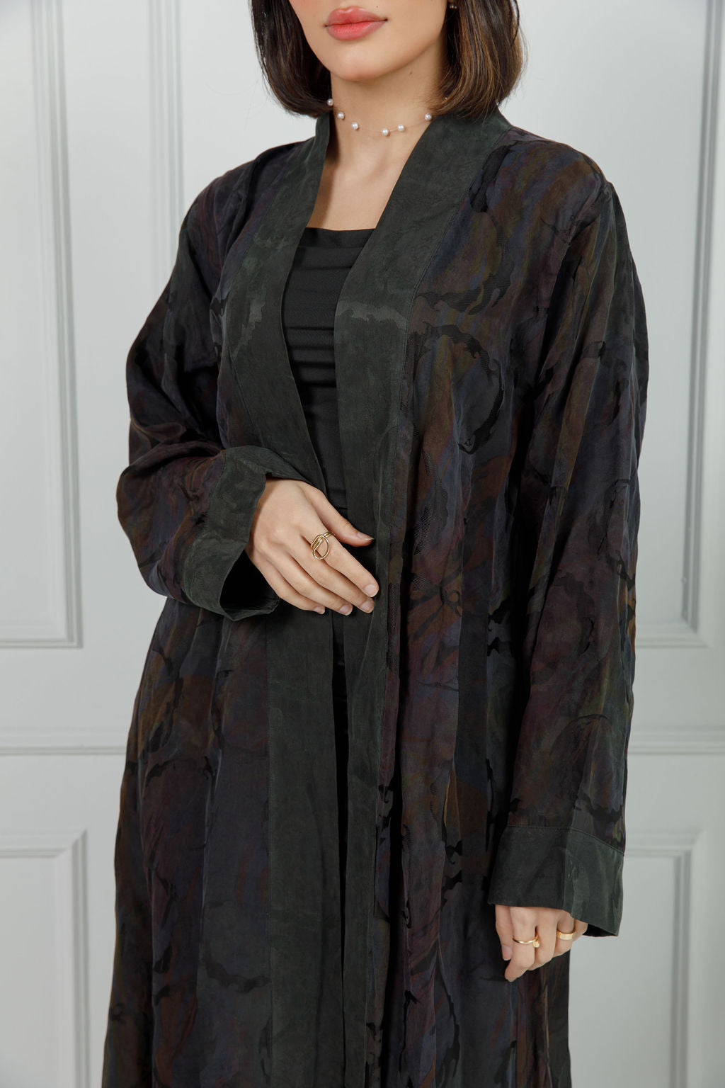 BE Luxury Abaya 030