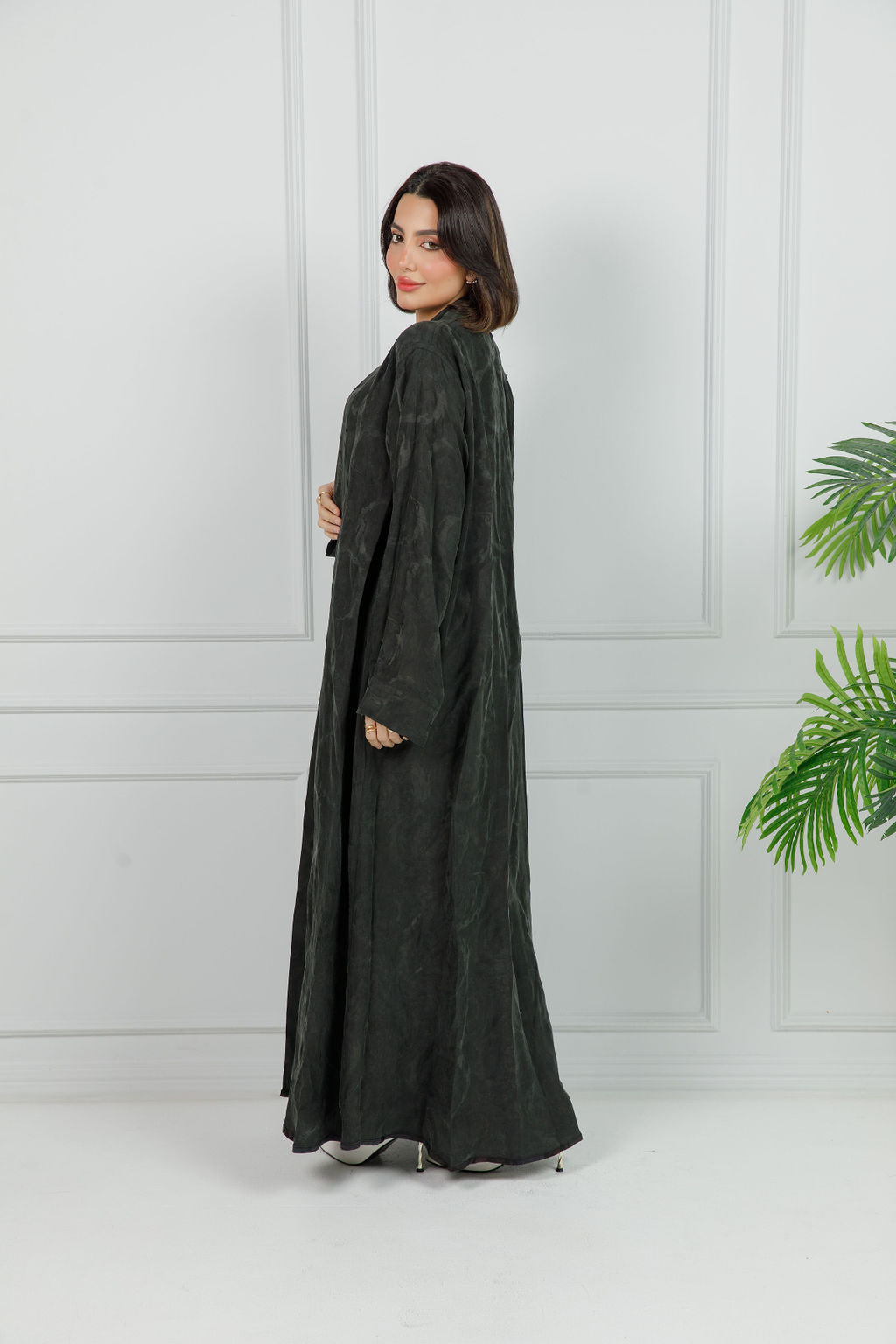 BE Luxury Abaya 031