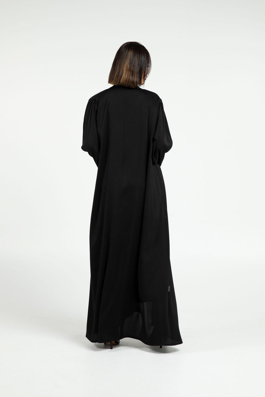 BE Luxury Abaya 040