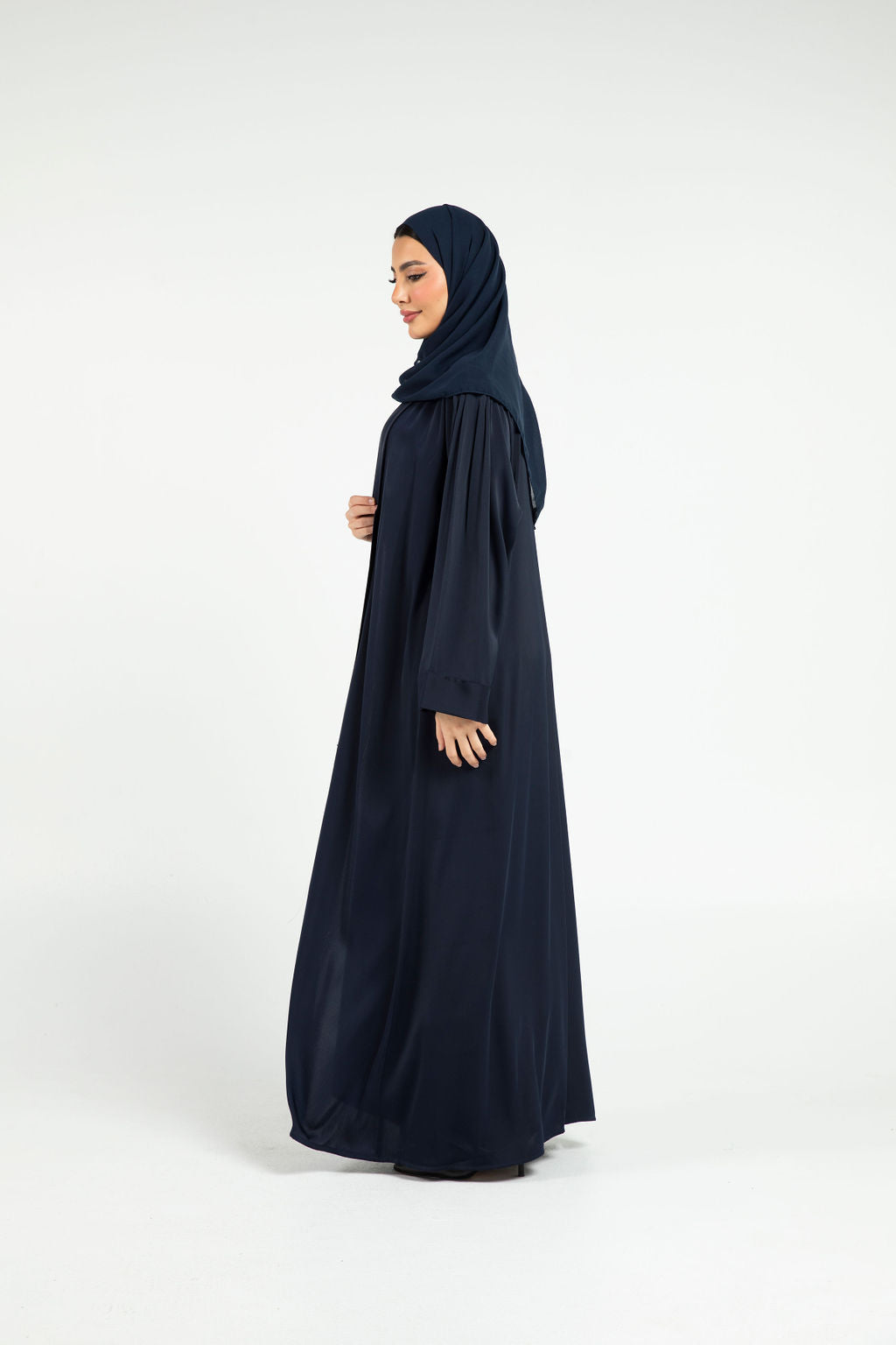 BE Luxury Abaya 041