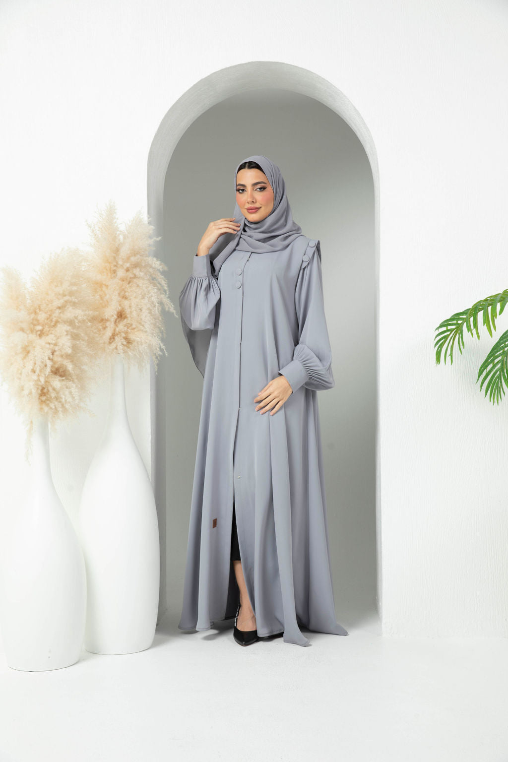 BE Luxury Abaya 054
