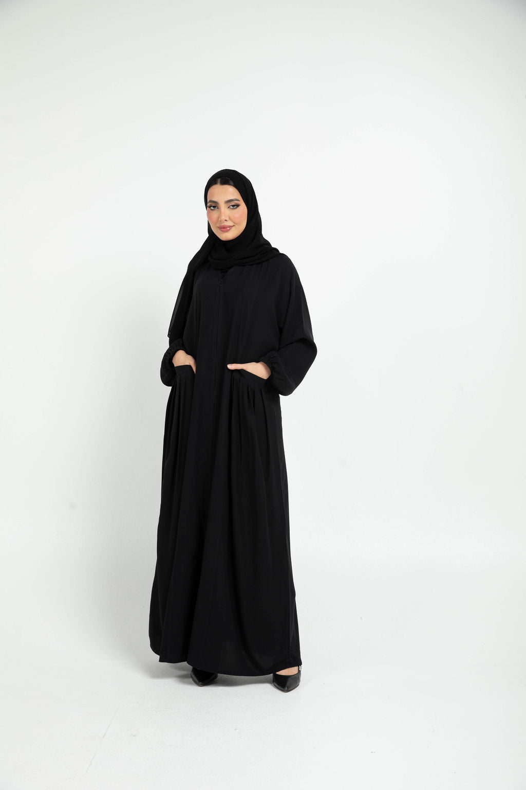 BE UMRAH Abaya 056
