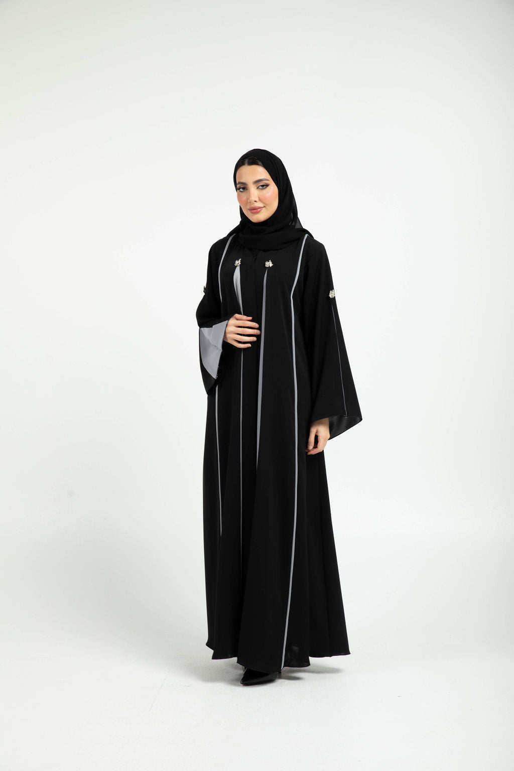 BE Luxury Abaya 058