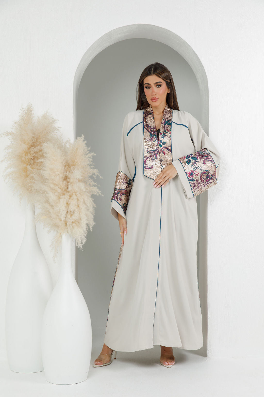 BE Luxury Abaya 014