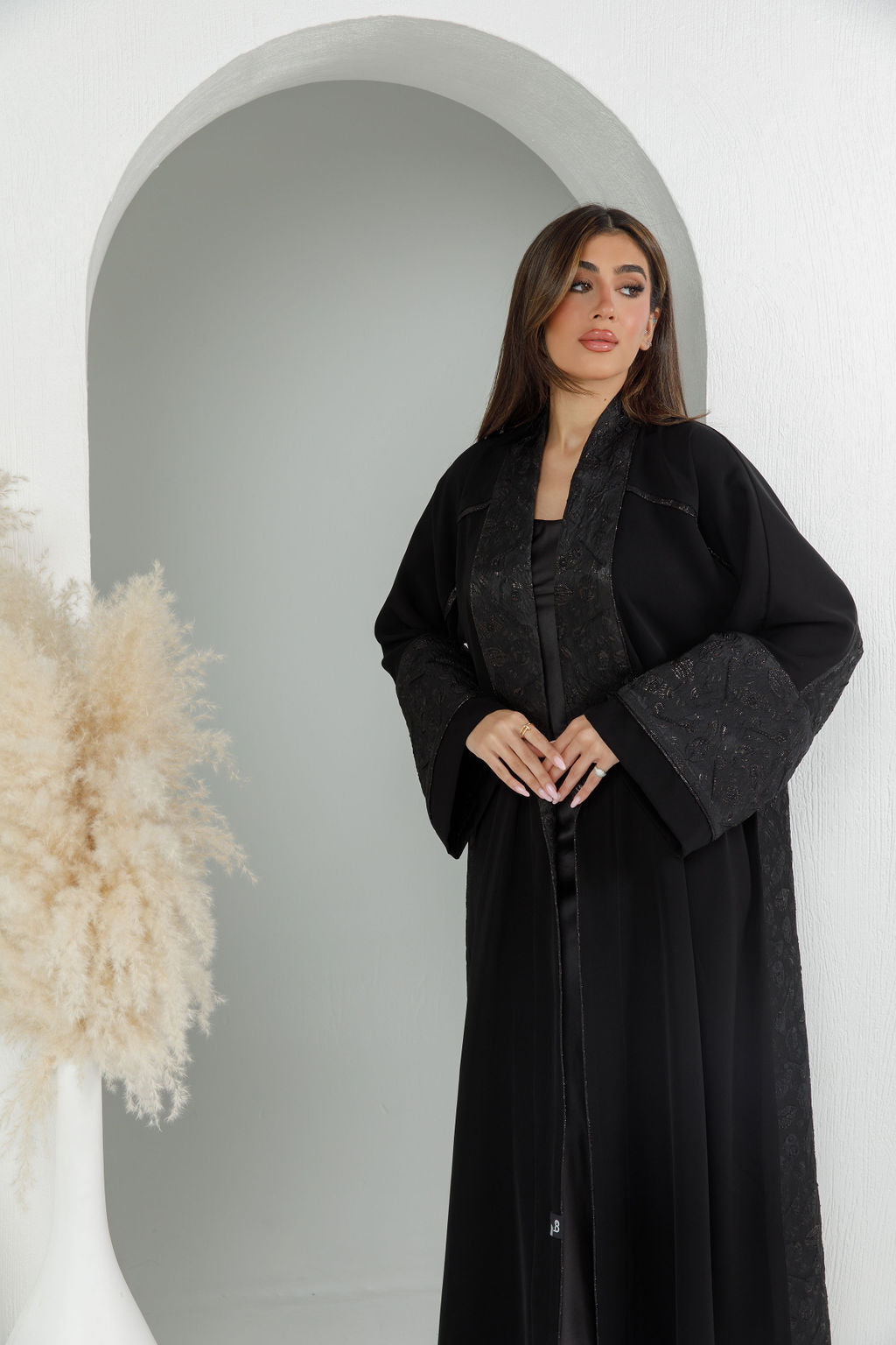 BE Luxury Abaya 016