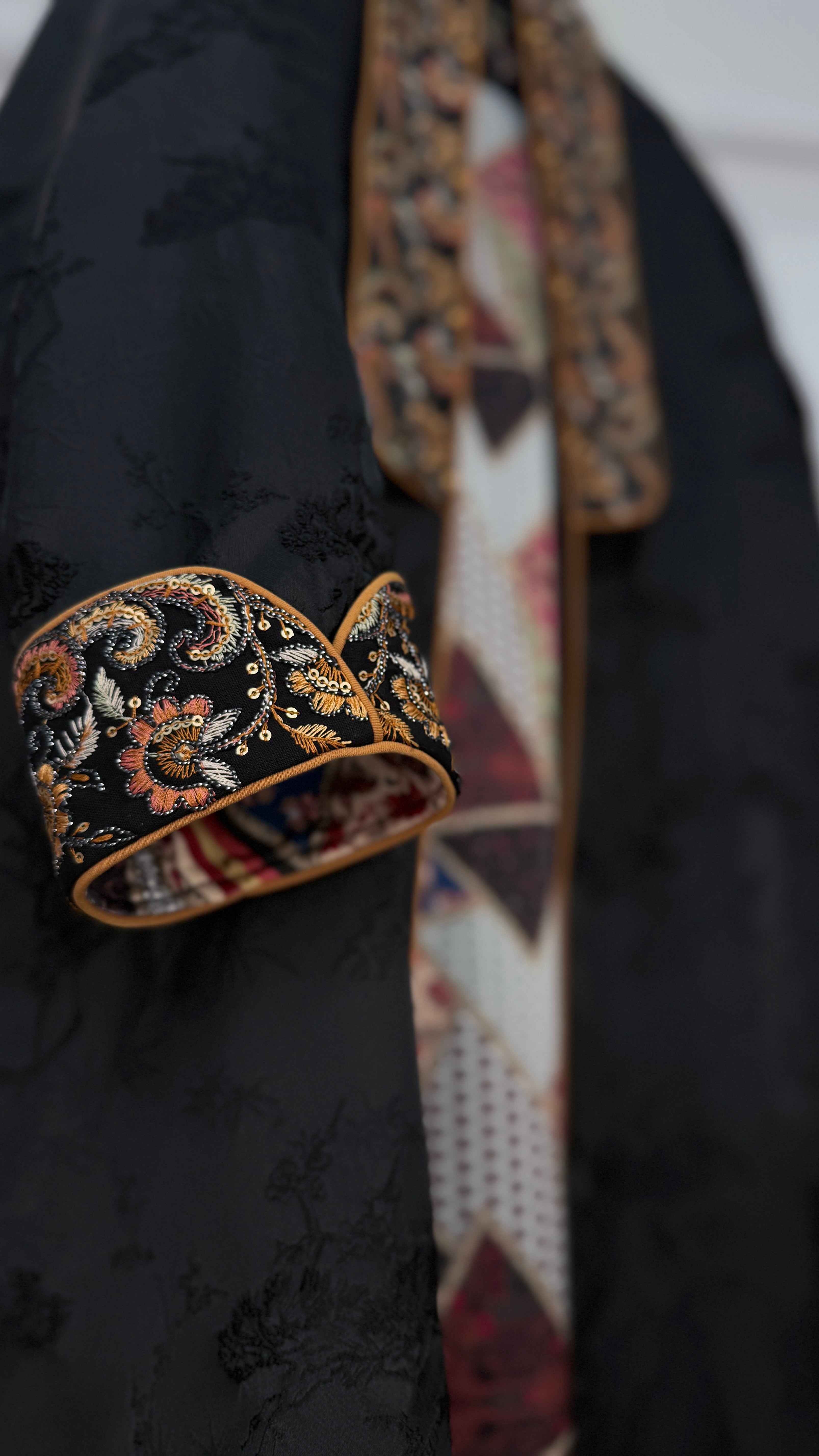 BE LUXURY ABAYA 2026 BE