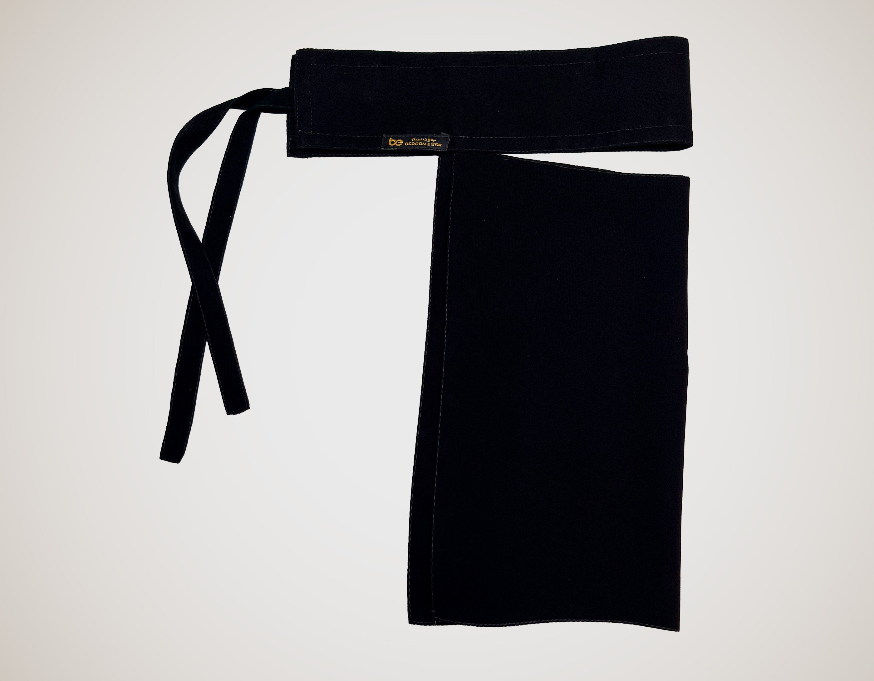 73 Nakab with a Gold Label|نقاب ذو علامة ذهبية