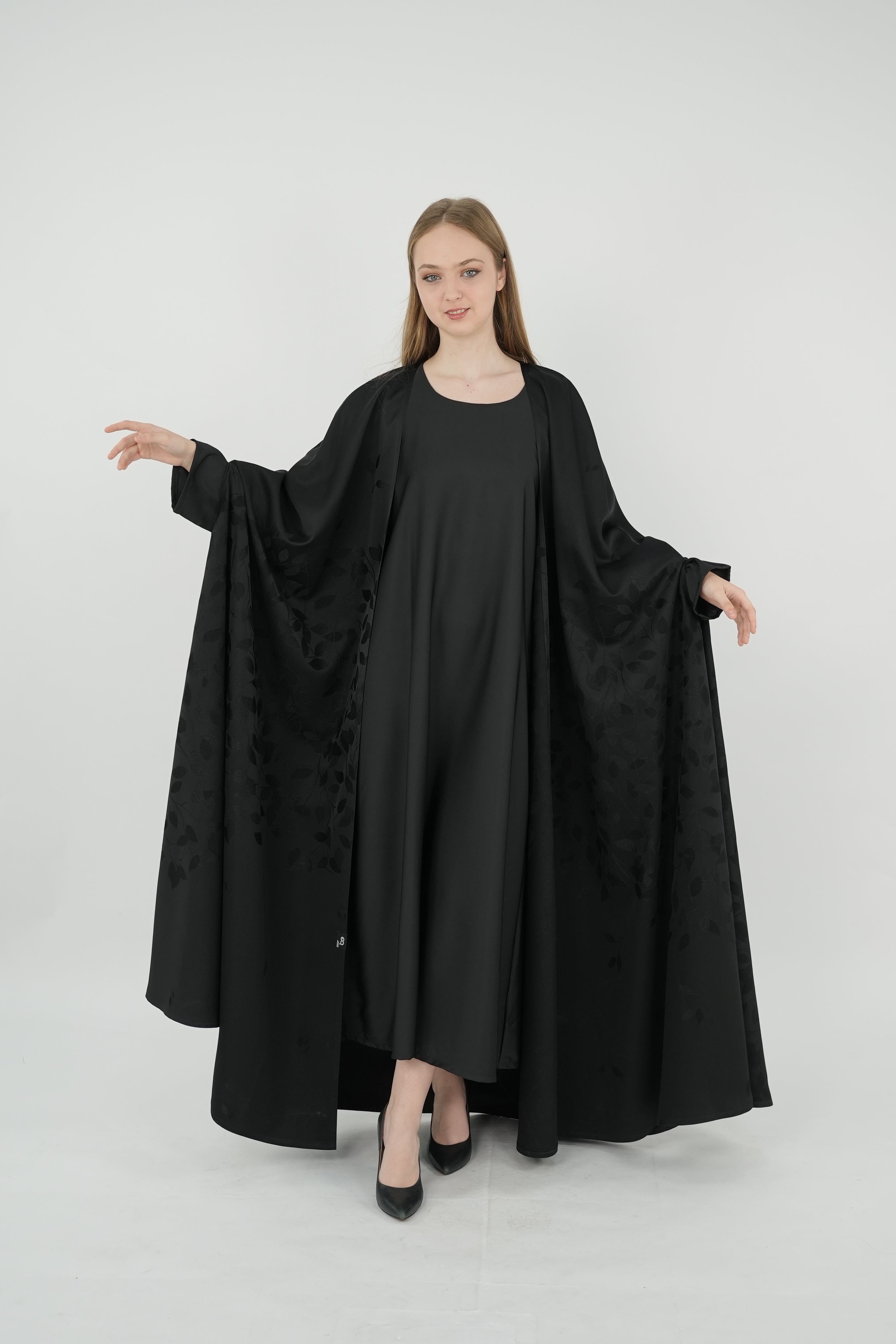 BE Luxury Abaya 089