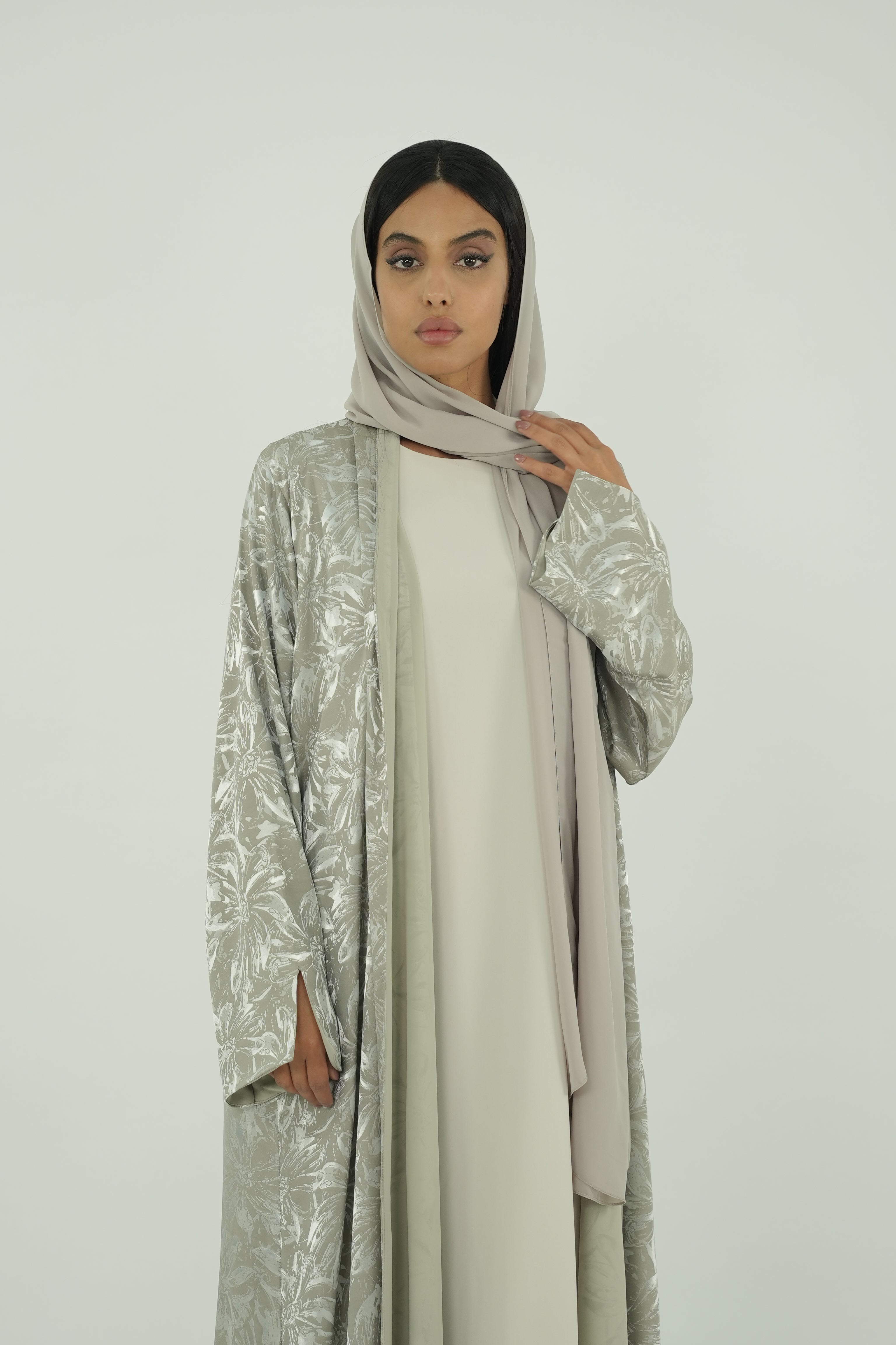 BE Luxury Abaya 108