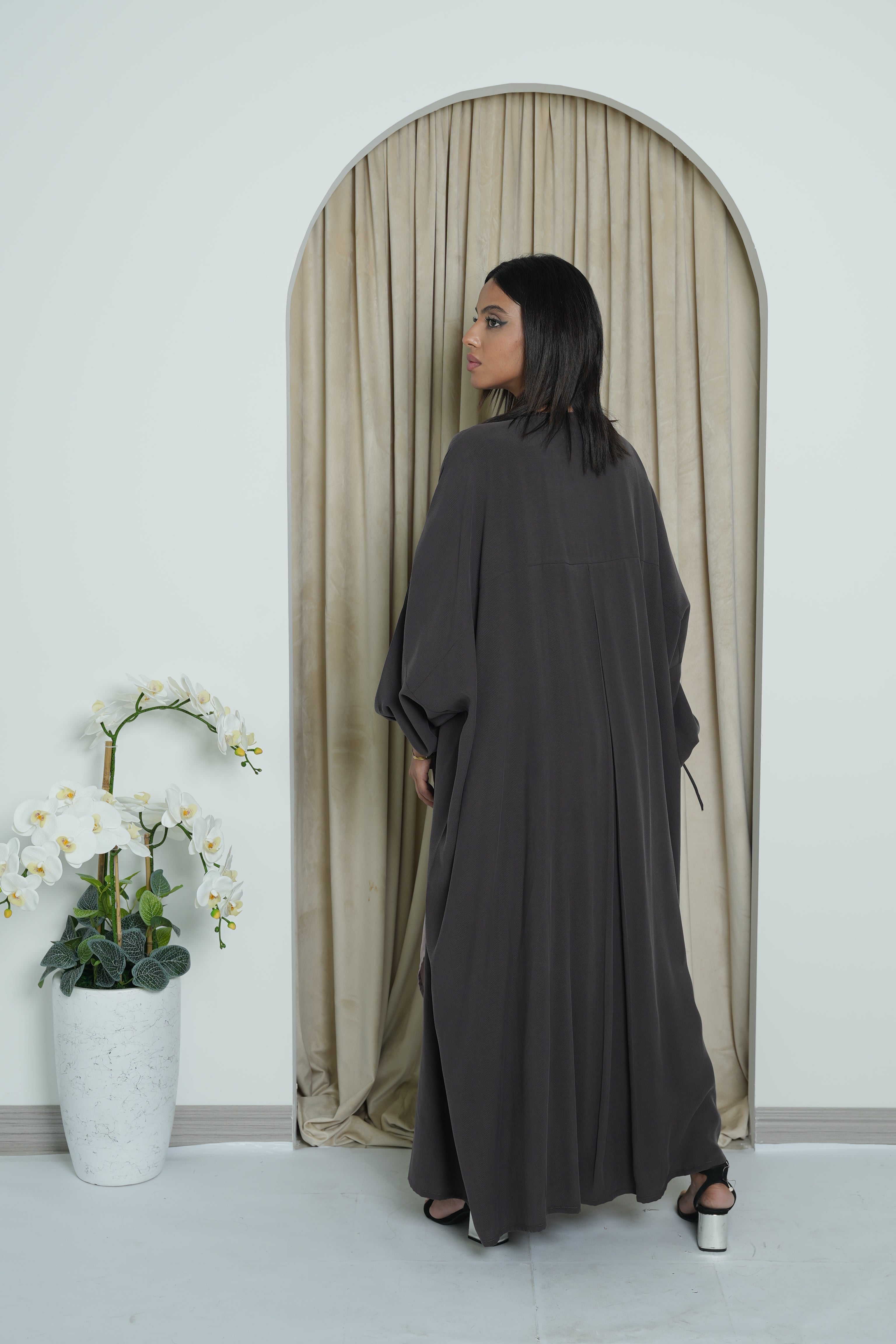 BE Luxury Abaya 0142