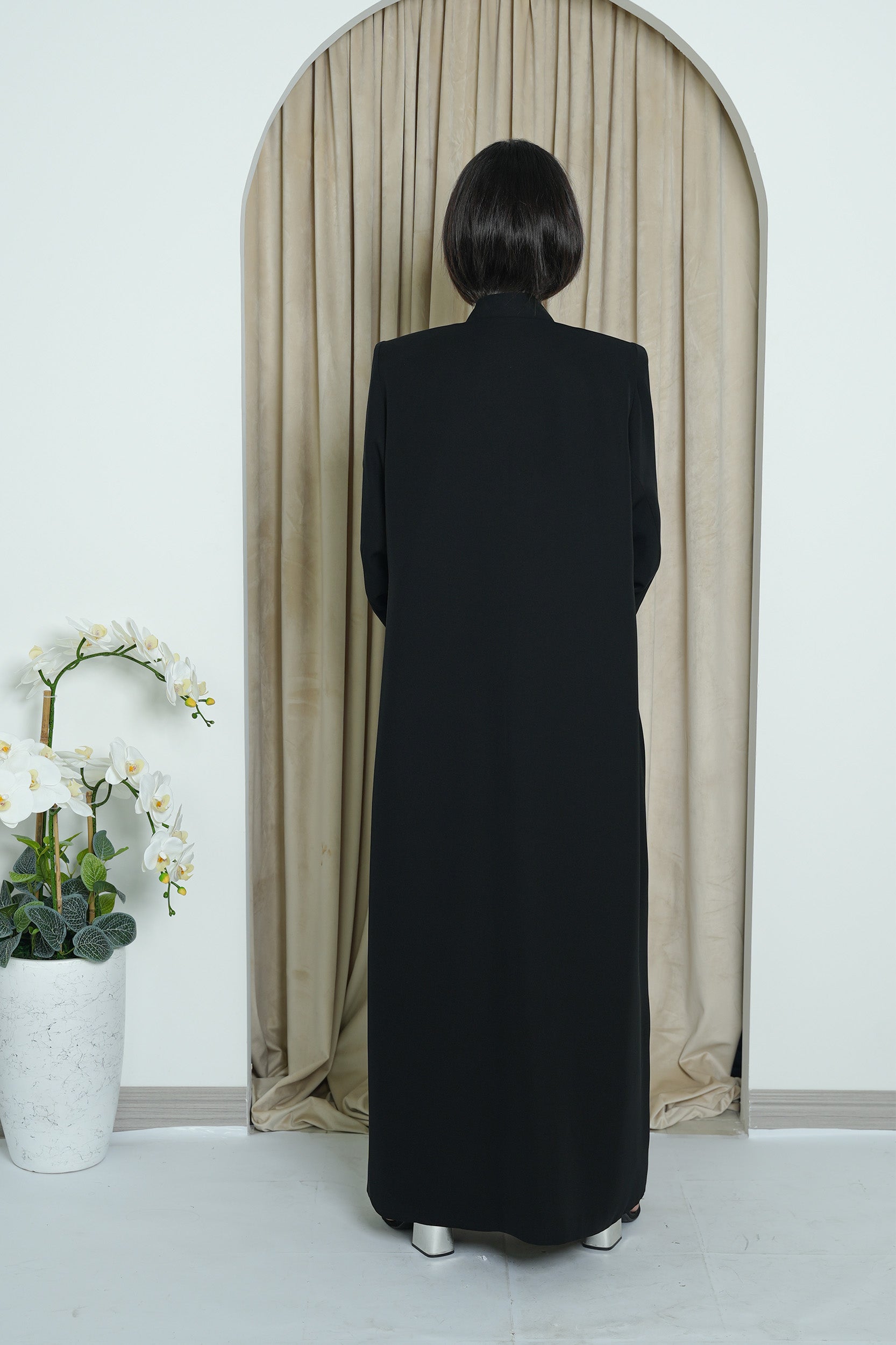 PLAIN ABAYA ( STYLE BUTTON / POCKET )