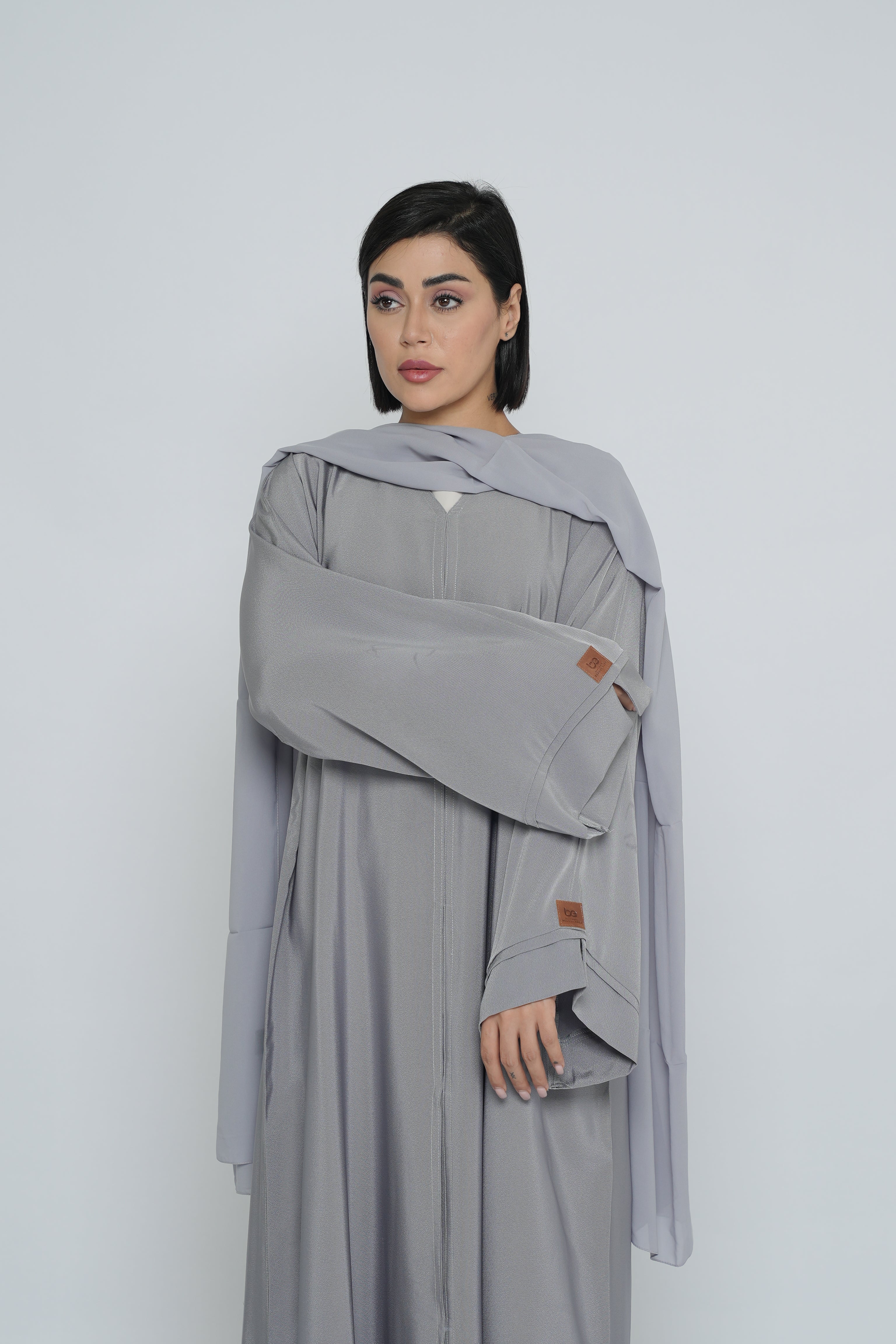 BE Luxury Abaya 0136