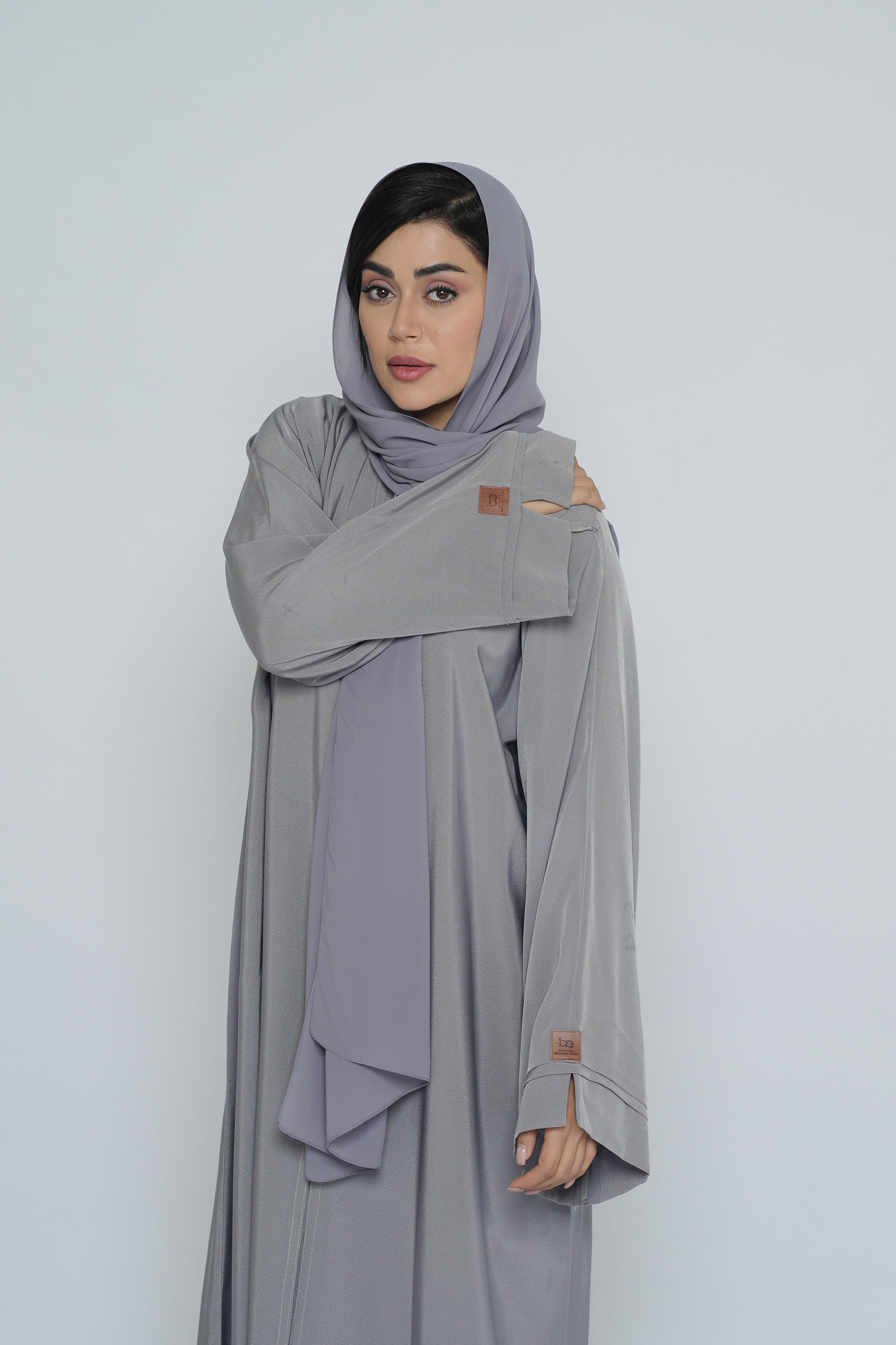 BE Luxury Abaya 0136