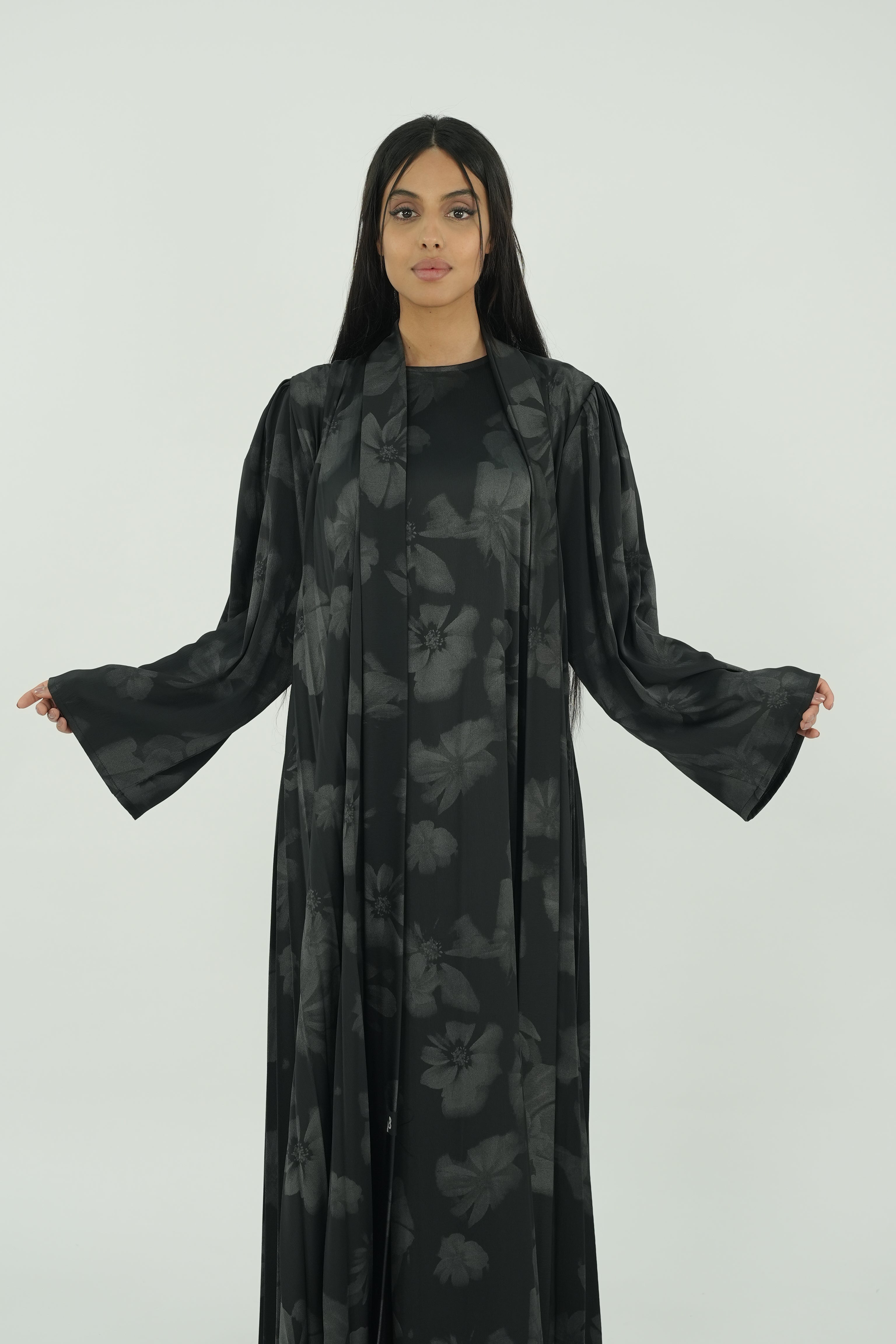 BE Luxury Abaya 0146