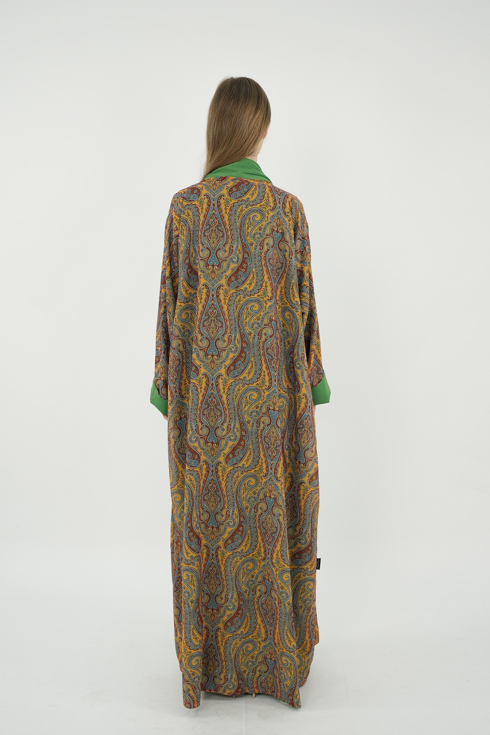 Reversible Verdant Paisley Abaya