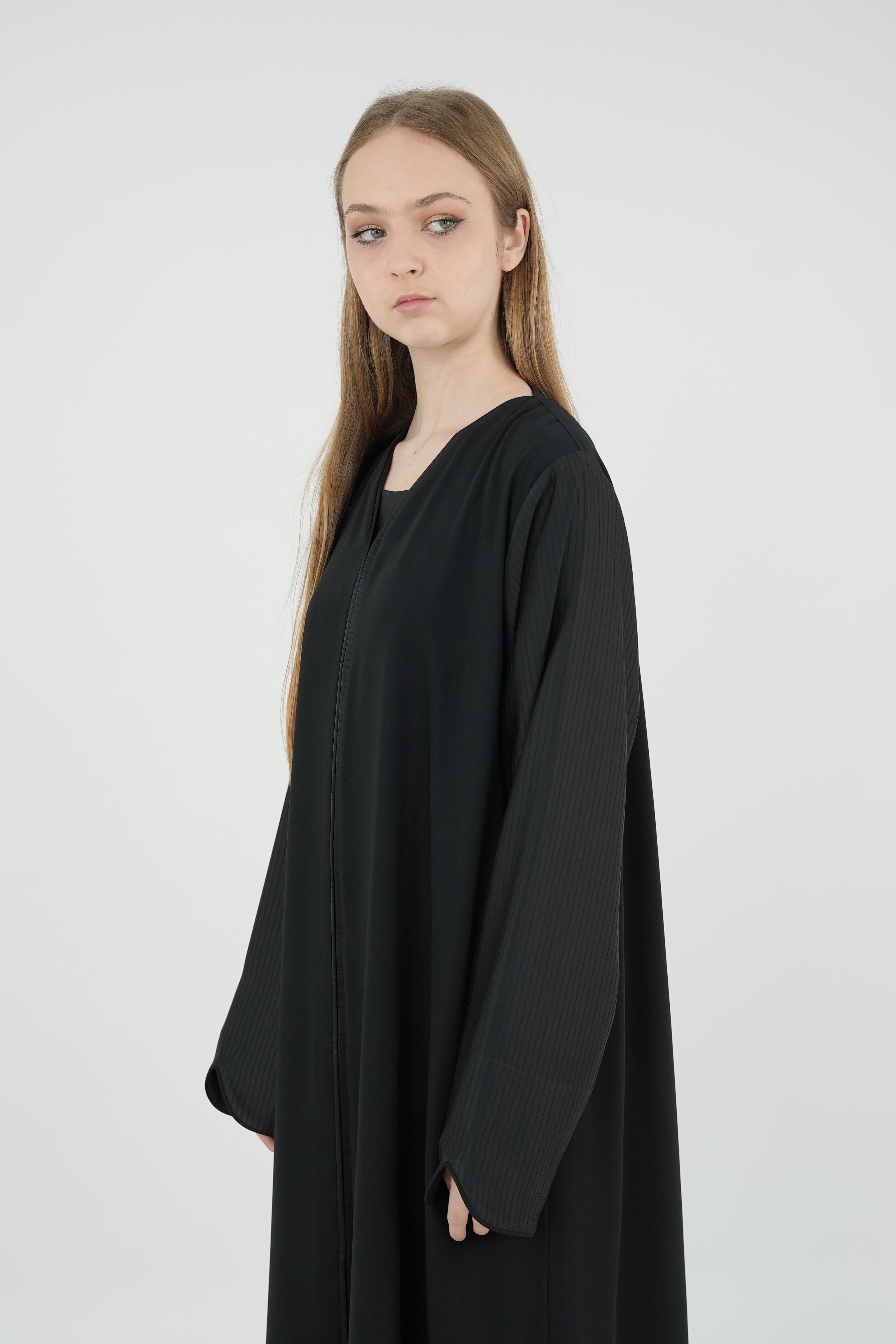 BE Luxury Abaya 0169