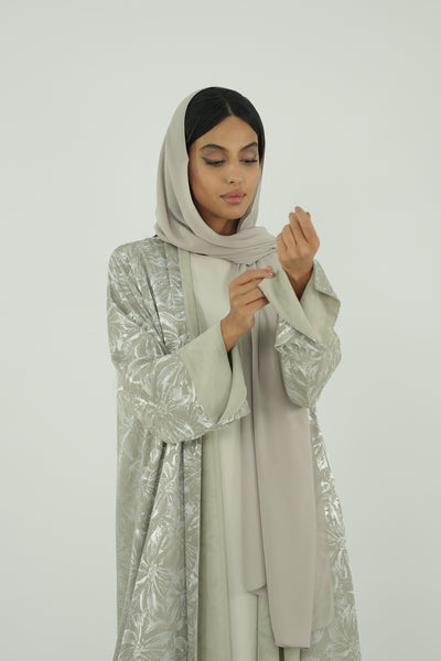 BE Luxury Abaya 108