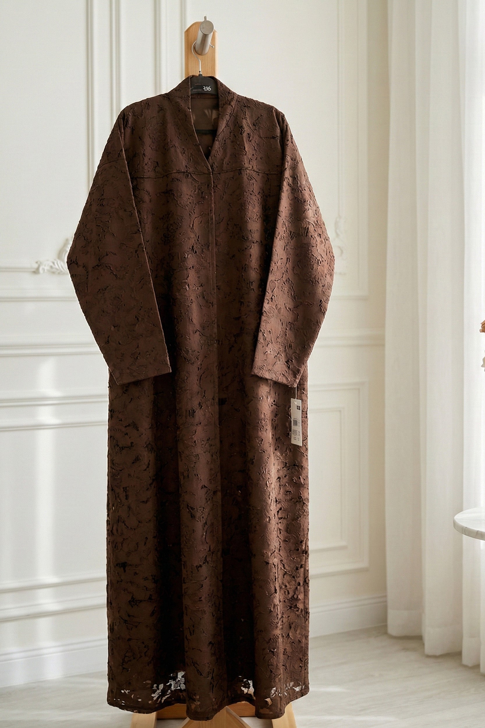 BE LUXURY ABAYA 0210