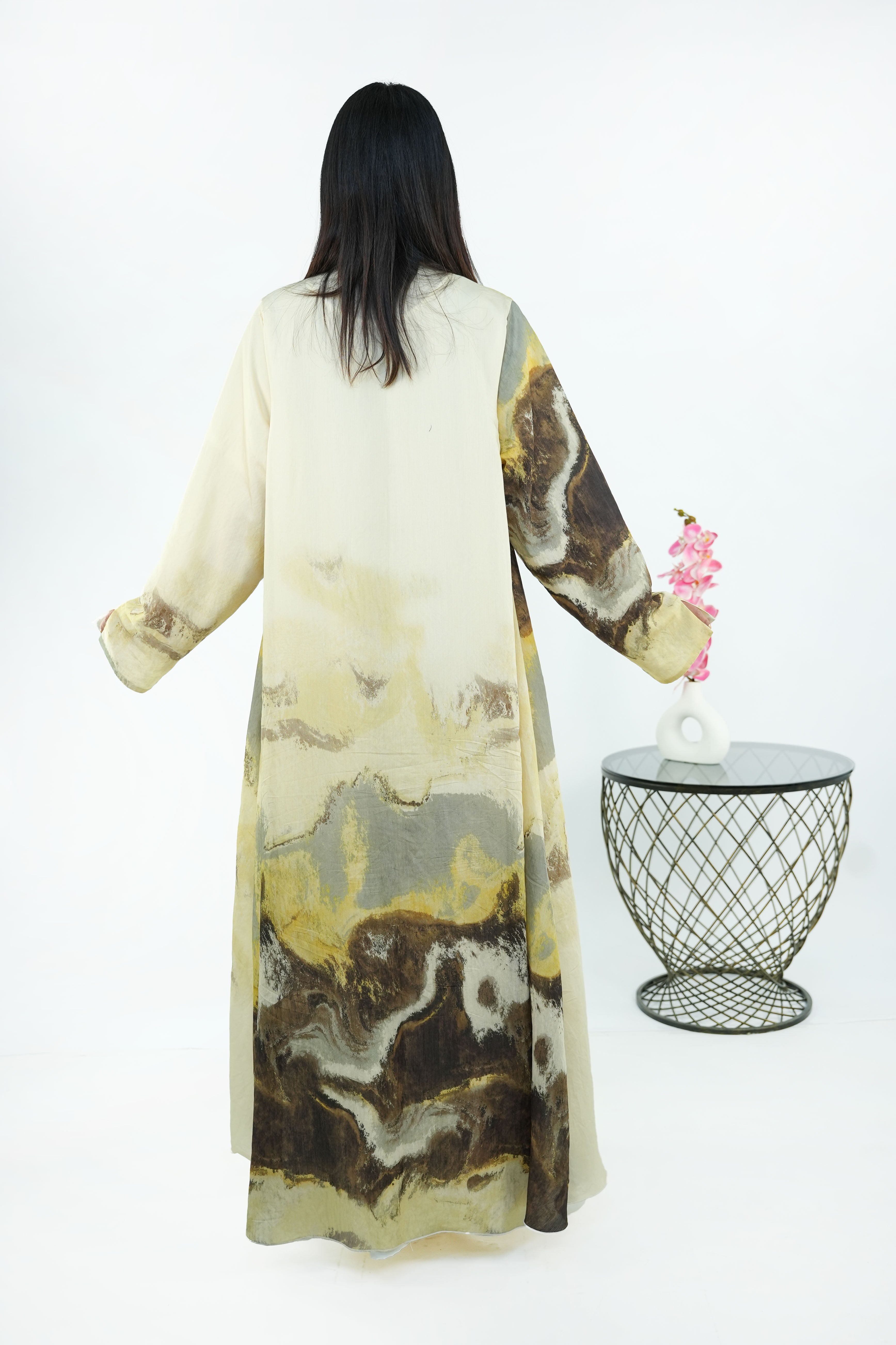 BE LUXURY ABAYA 0206