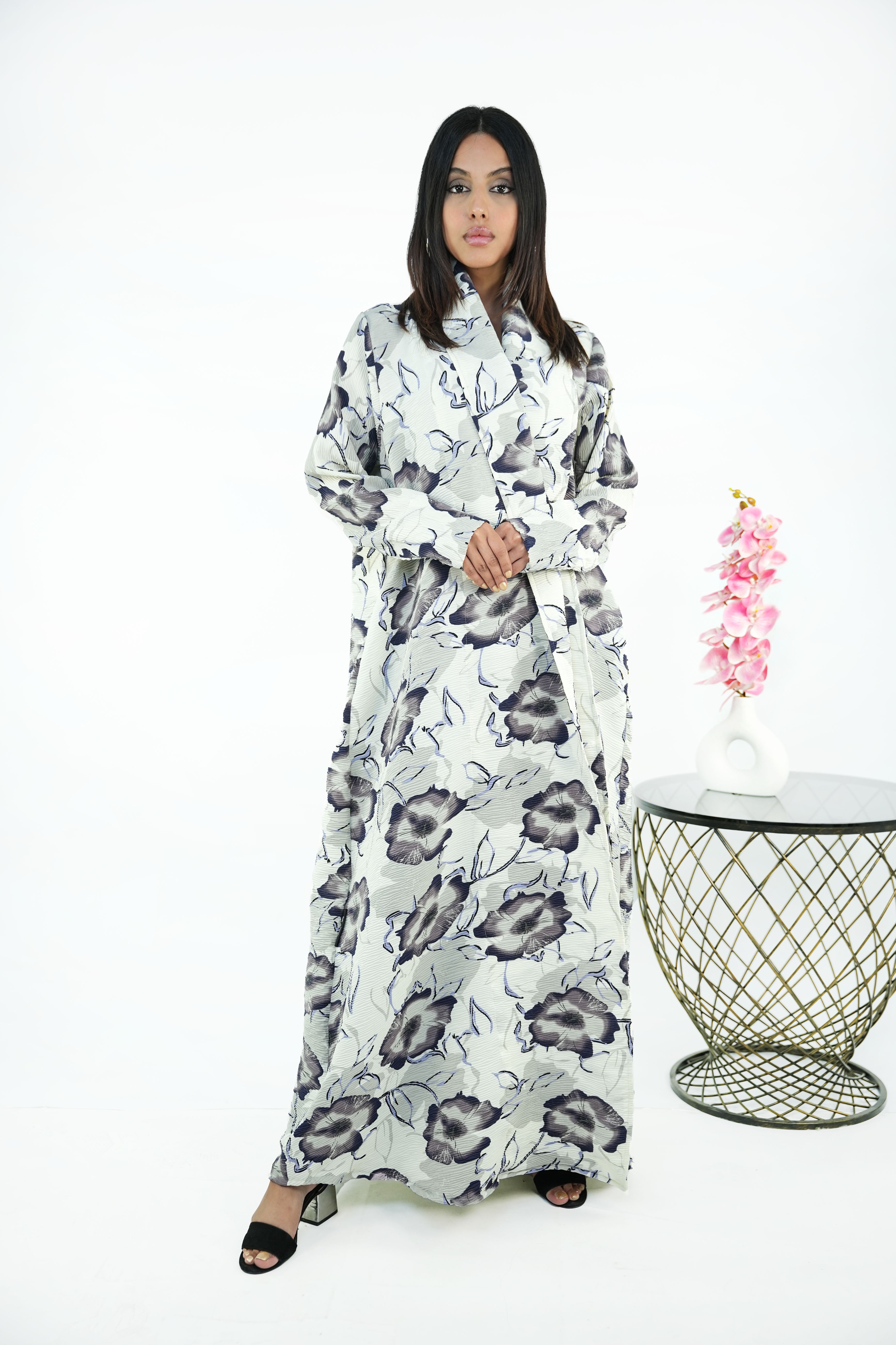 BE LUXURY ABAYA 0203