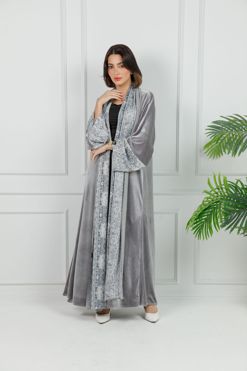 BE Luxury Abaya 021