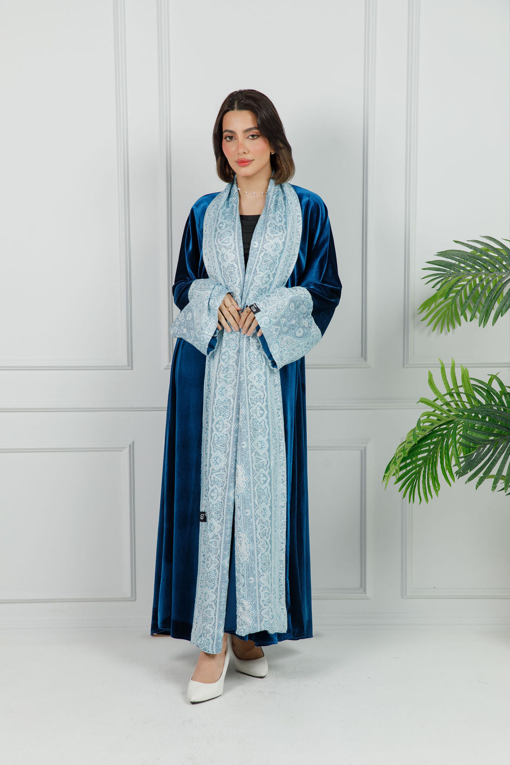 BE Luxury Abaya 022