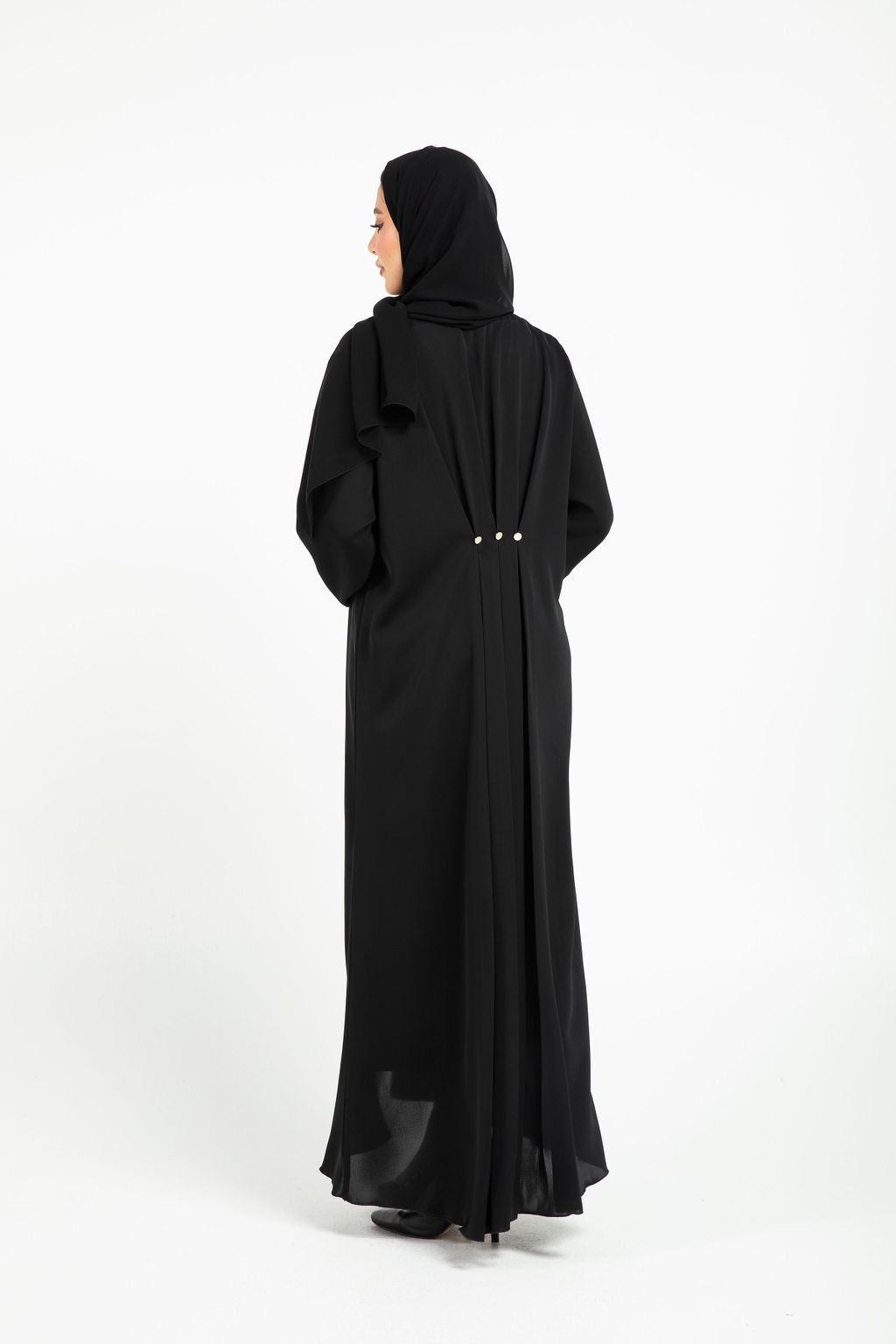 BE Luxury Abaya 057