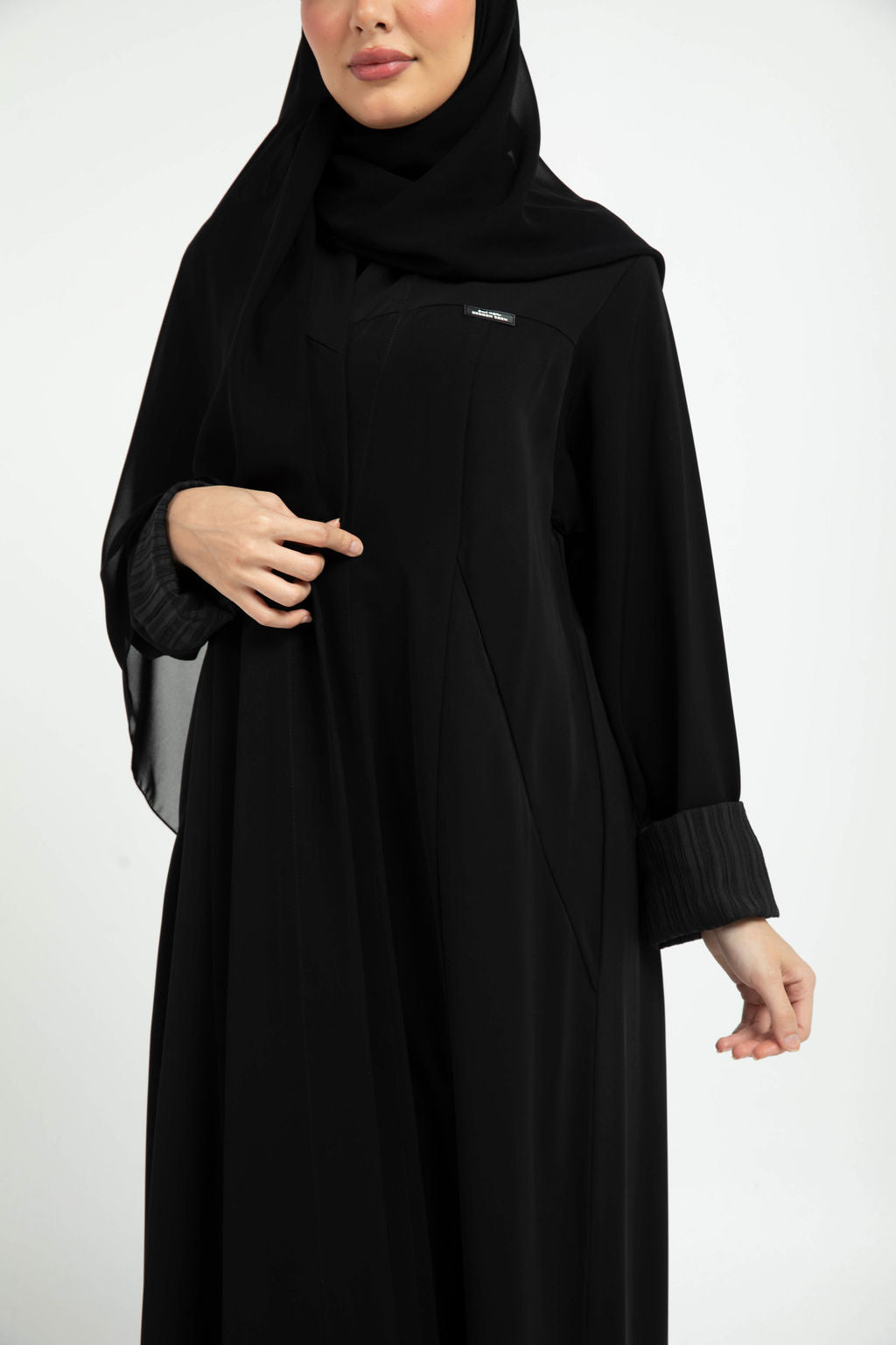 BE Luxury Abaya 059