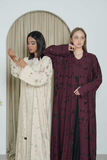 عباية مثقبة 