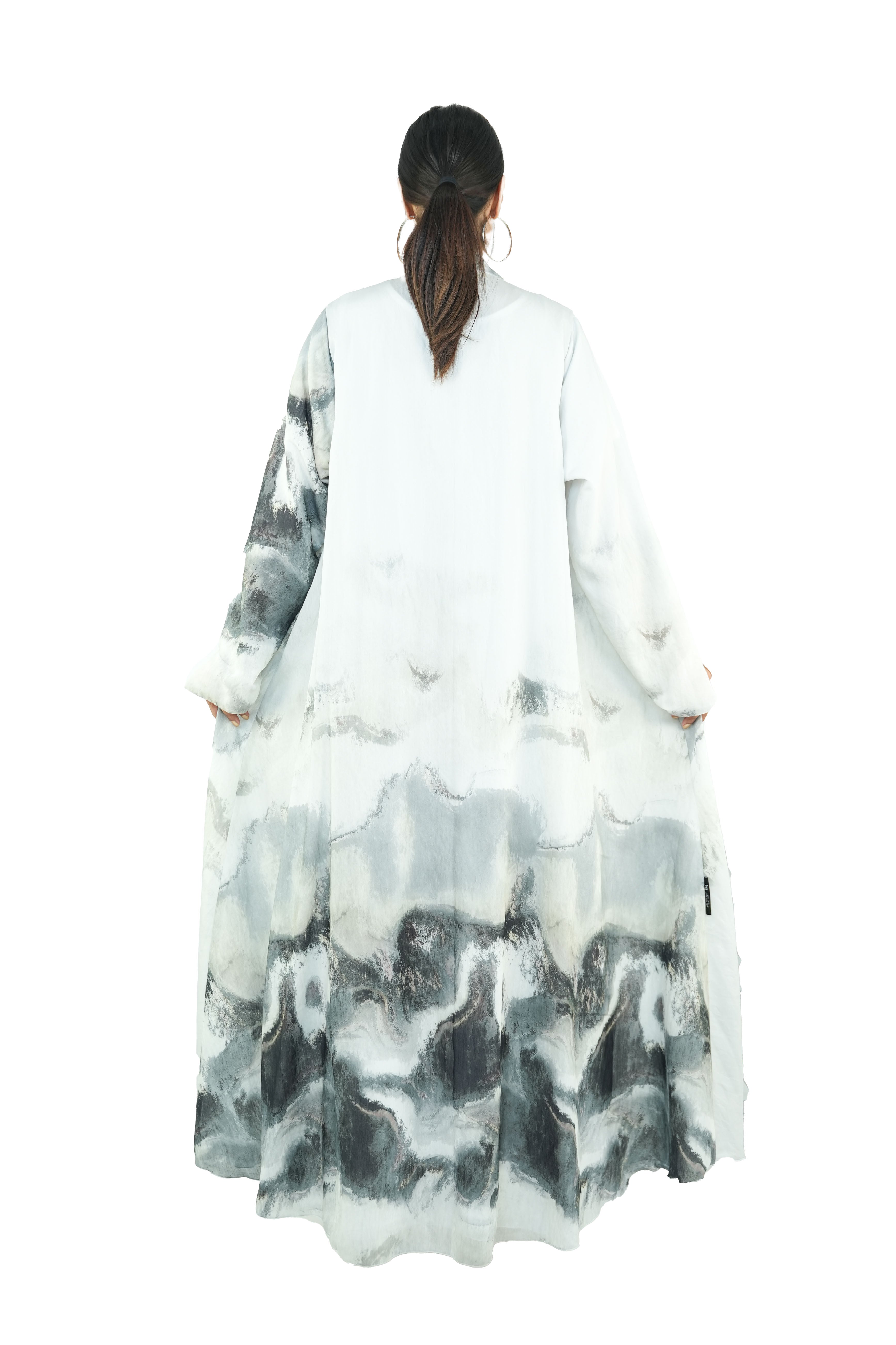 BE LUXURY ABAYA 0207