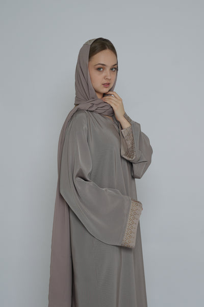 BE Luxury Abaya 0141