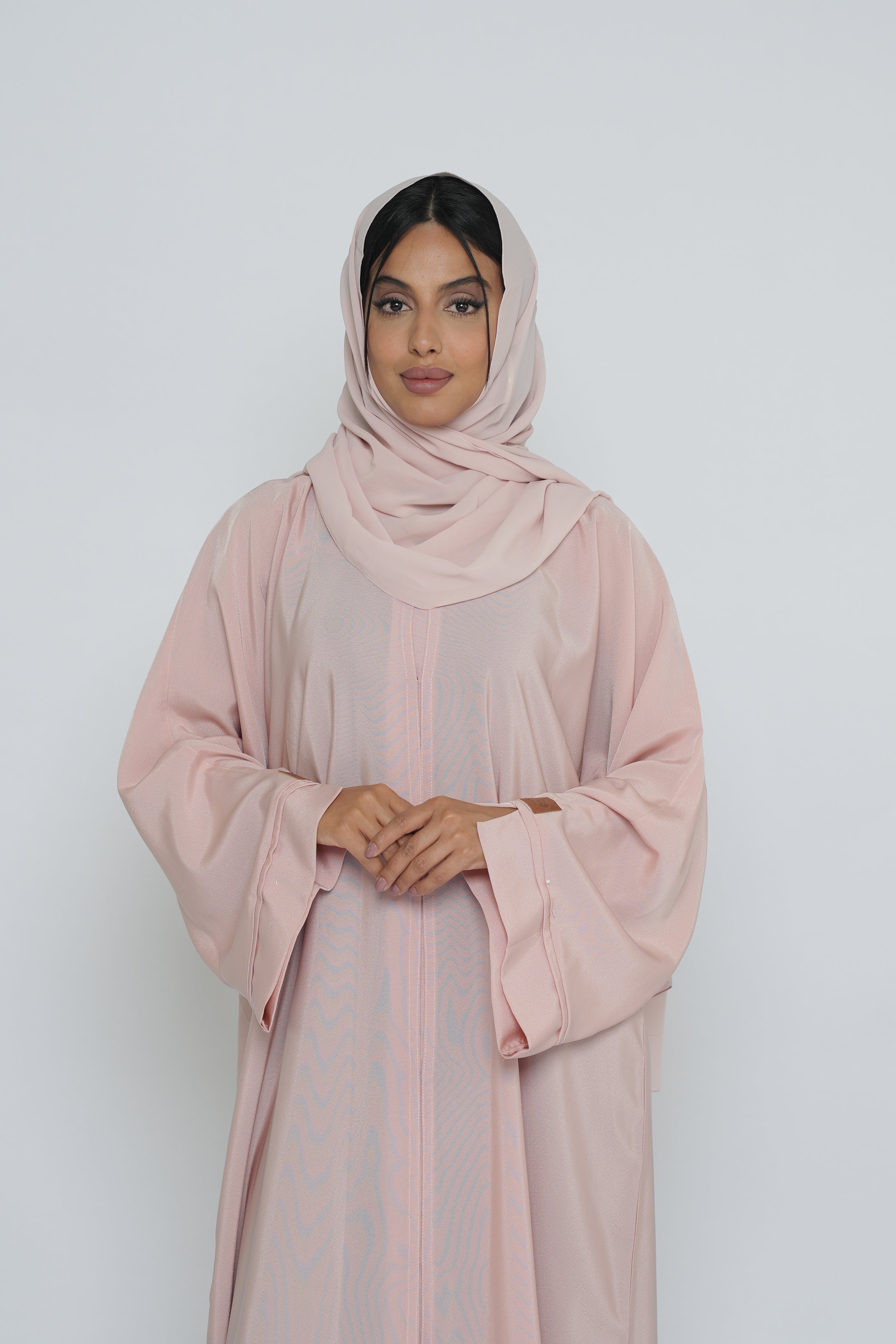 BE Luxury Abaya 0140