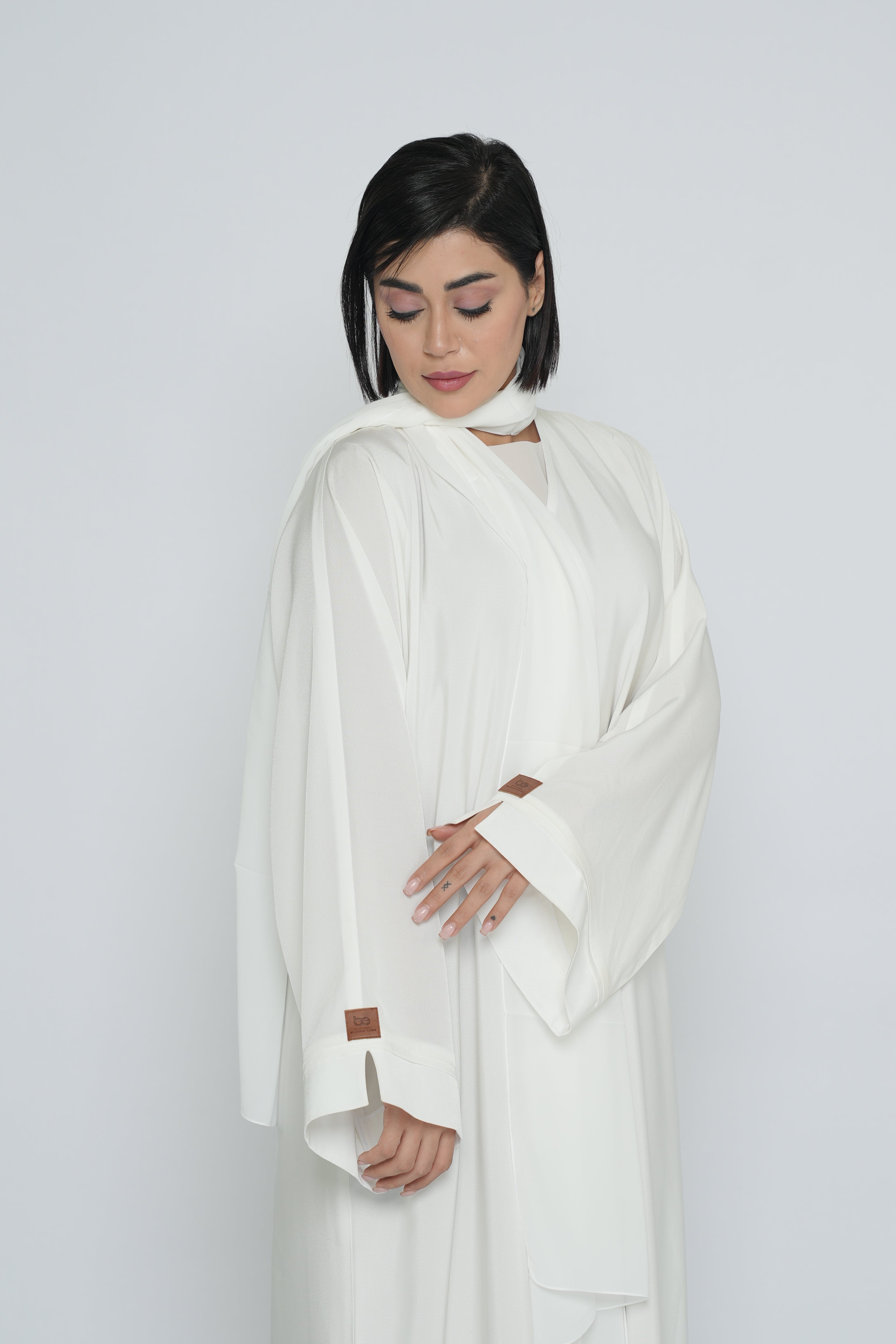 BE Luxury Abaya 0139