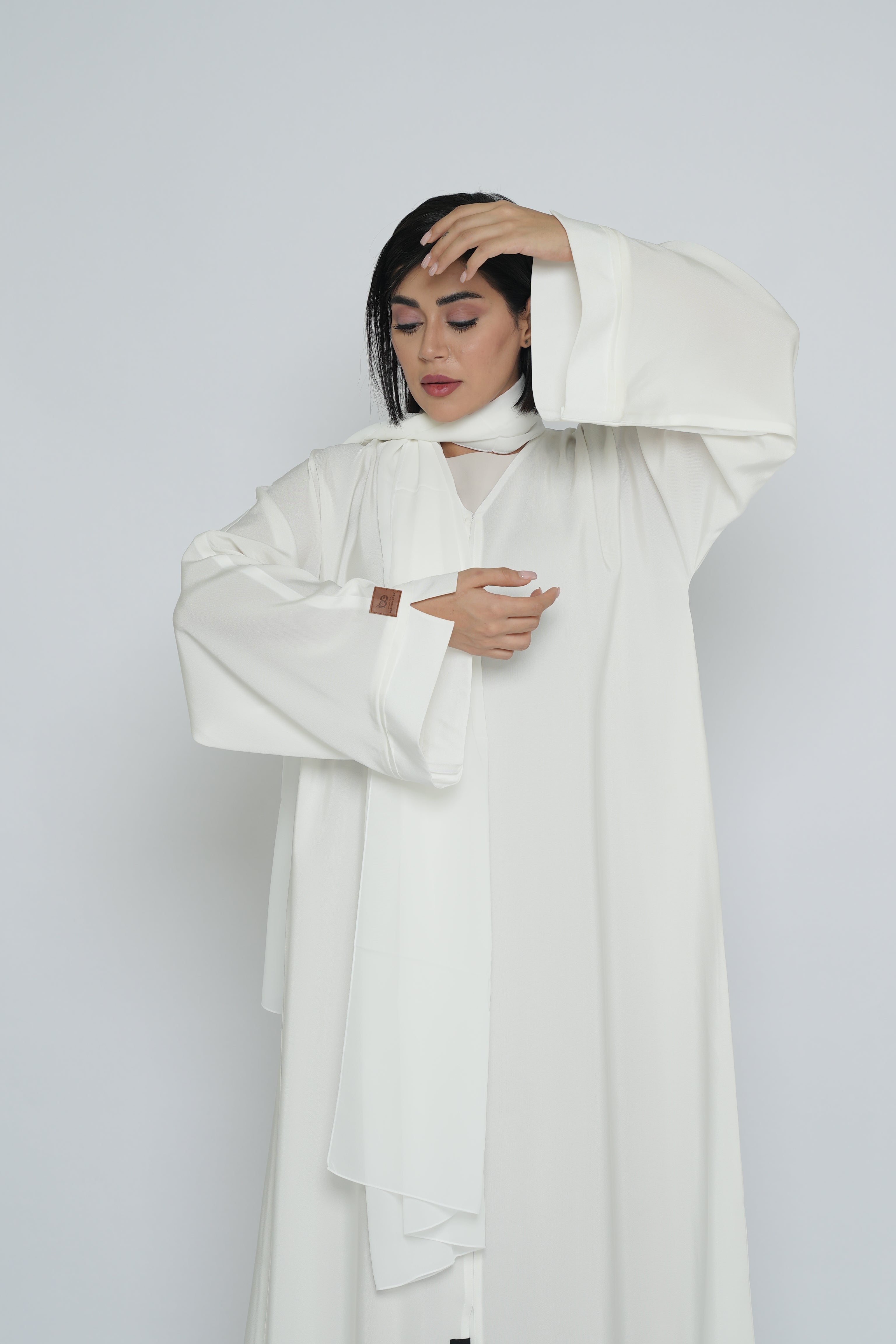 BE Luxury Abaya 0139