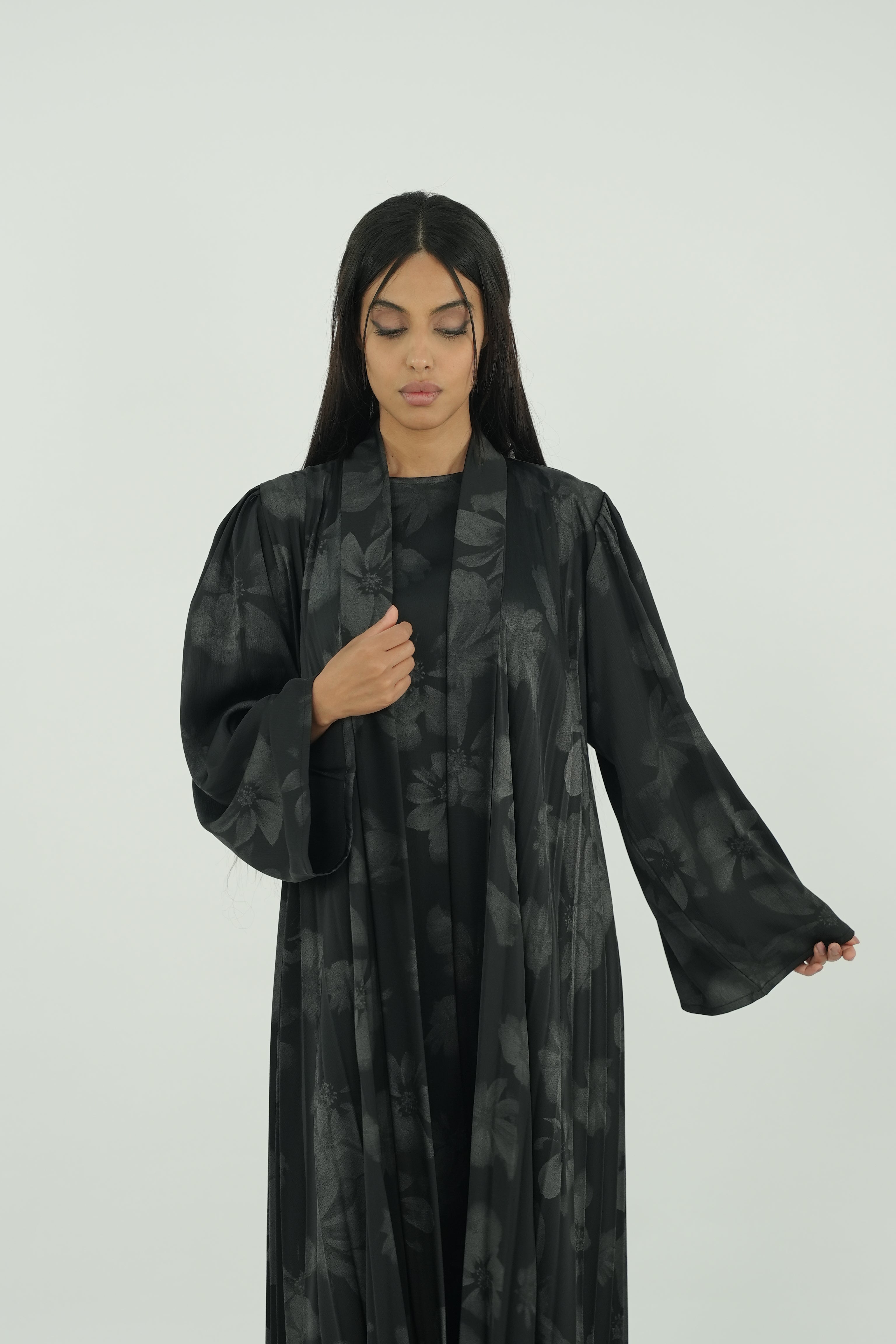 BE Luxury Abaya 0146