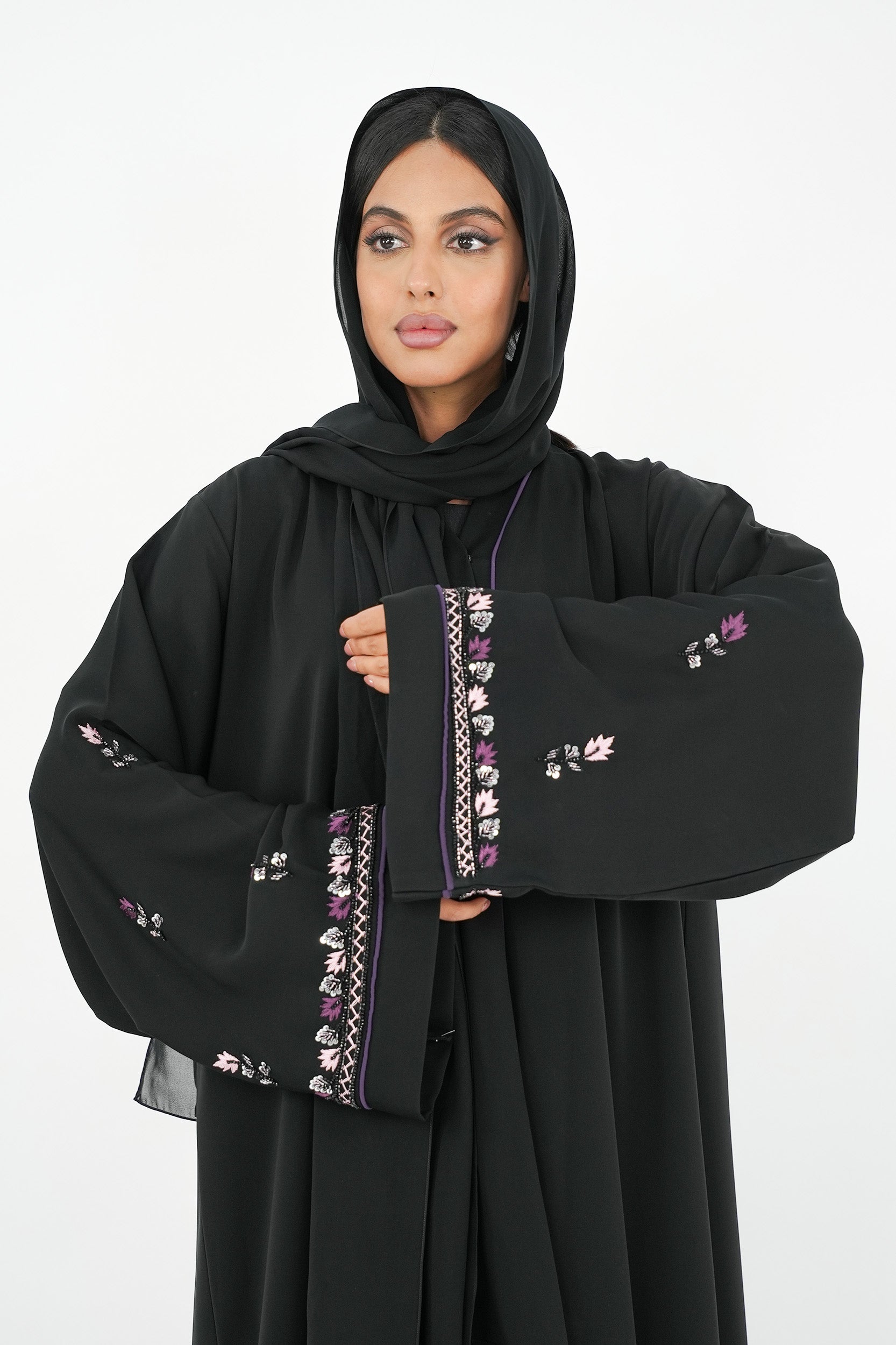 ABAYA WITH HAND WORK