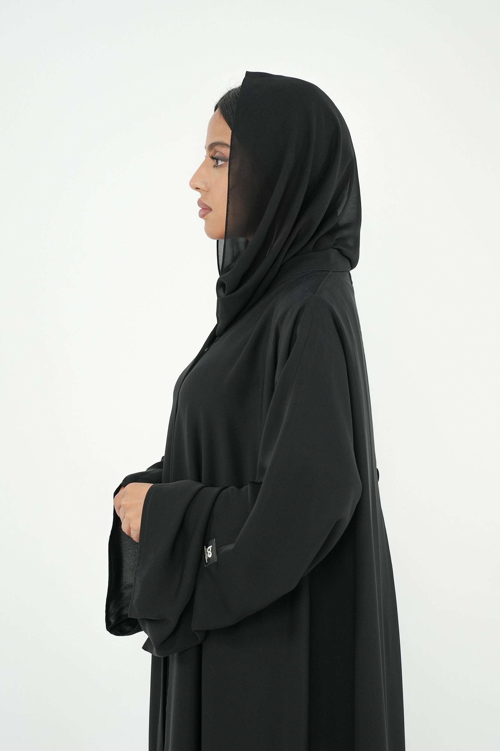 عباءة سادة (توقيع) 