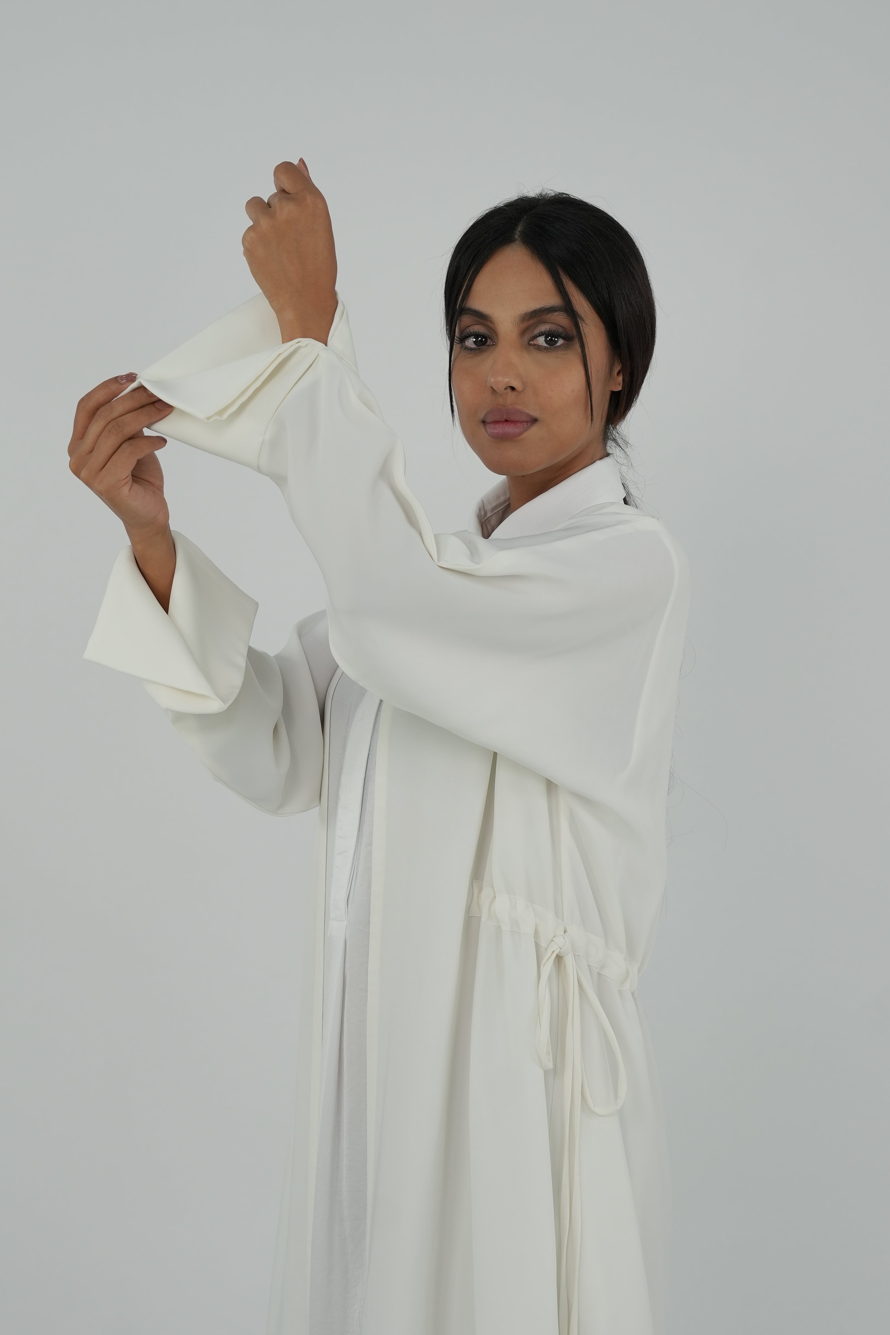 BE Luxury Abaya 0115