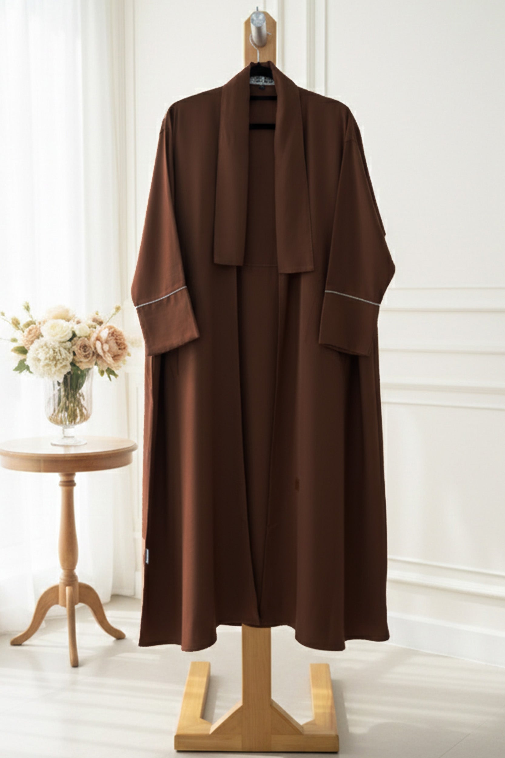 BE Luxury Abaya 082