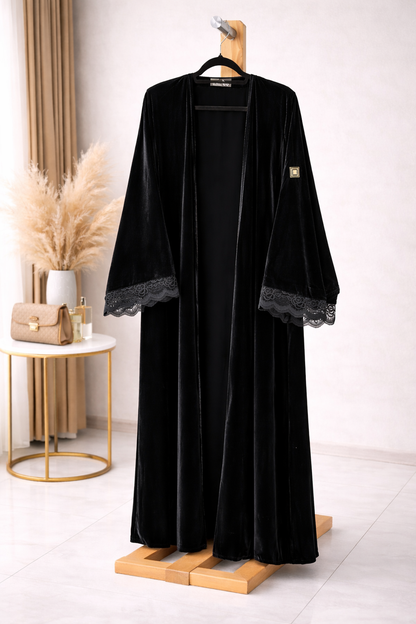 Bahrini style velvet abaya