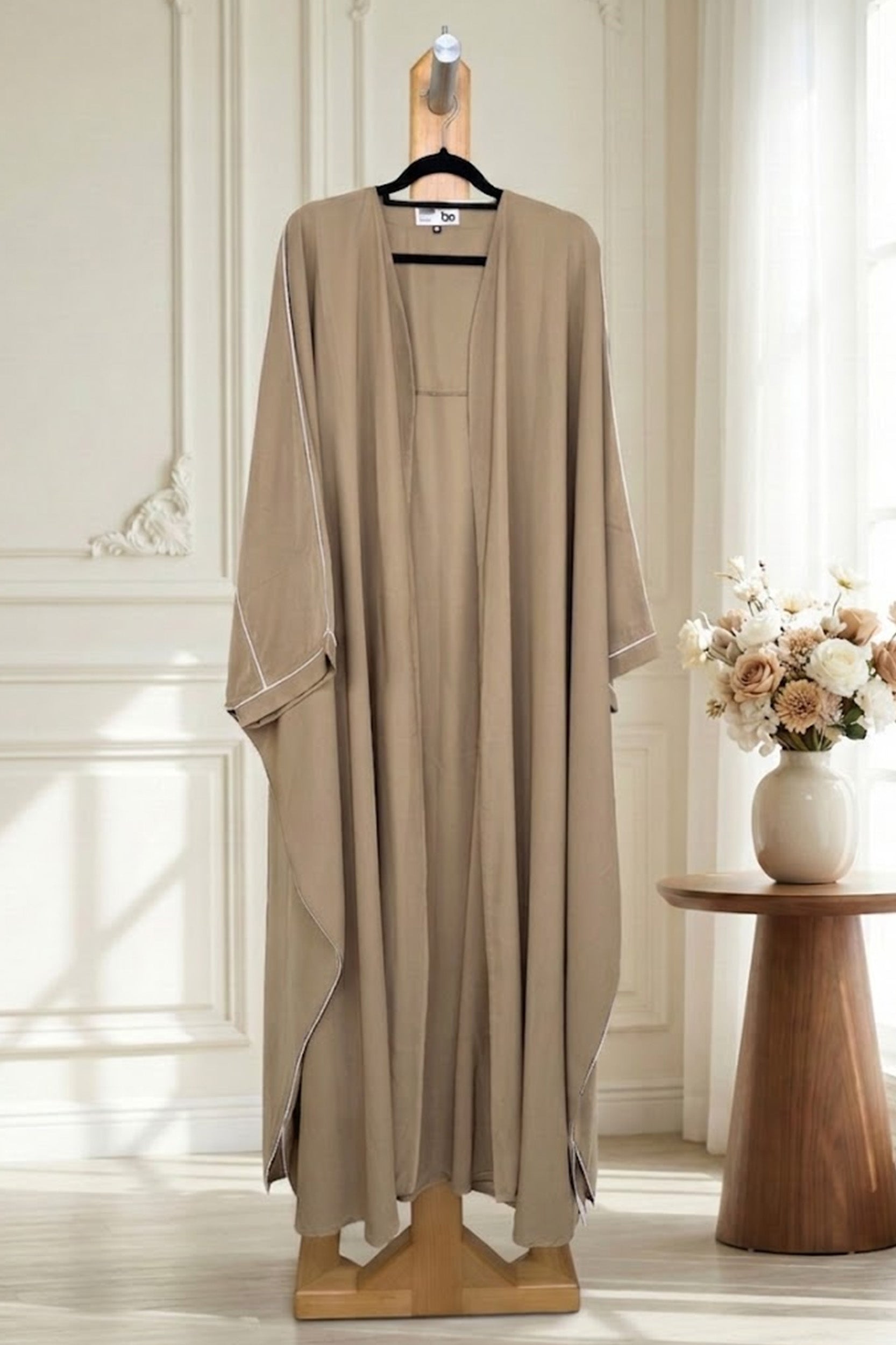 BE COLOR PLAIN ABAYA 084
